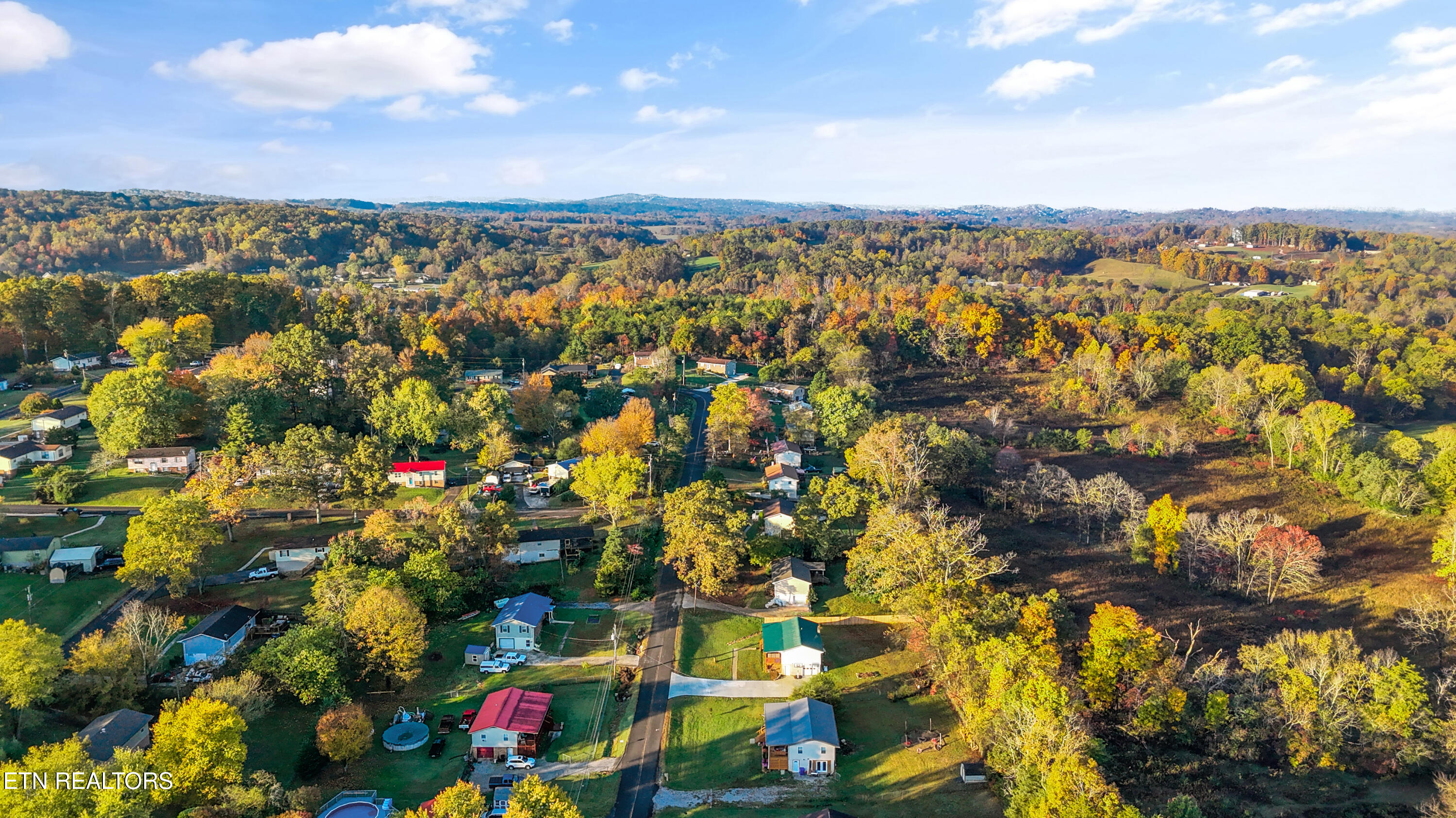 2658 Randall Road Strawberry Plains TN 37871