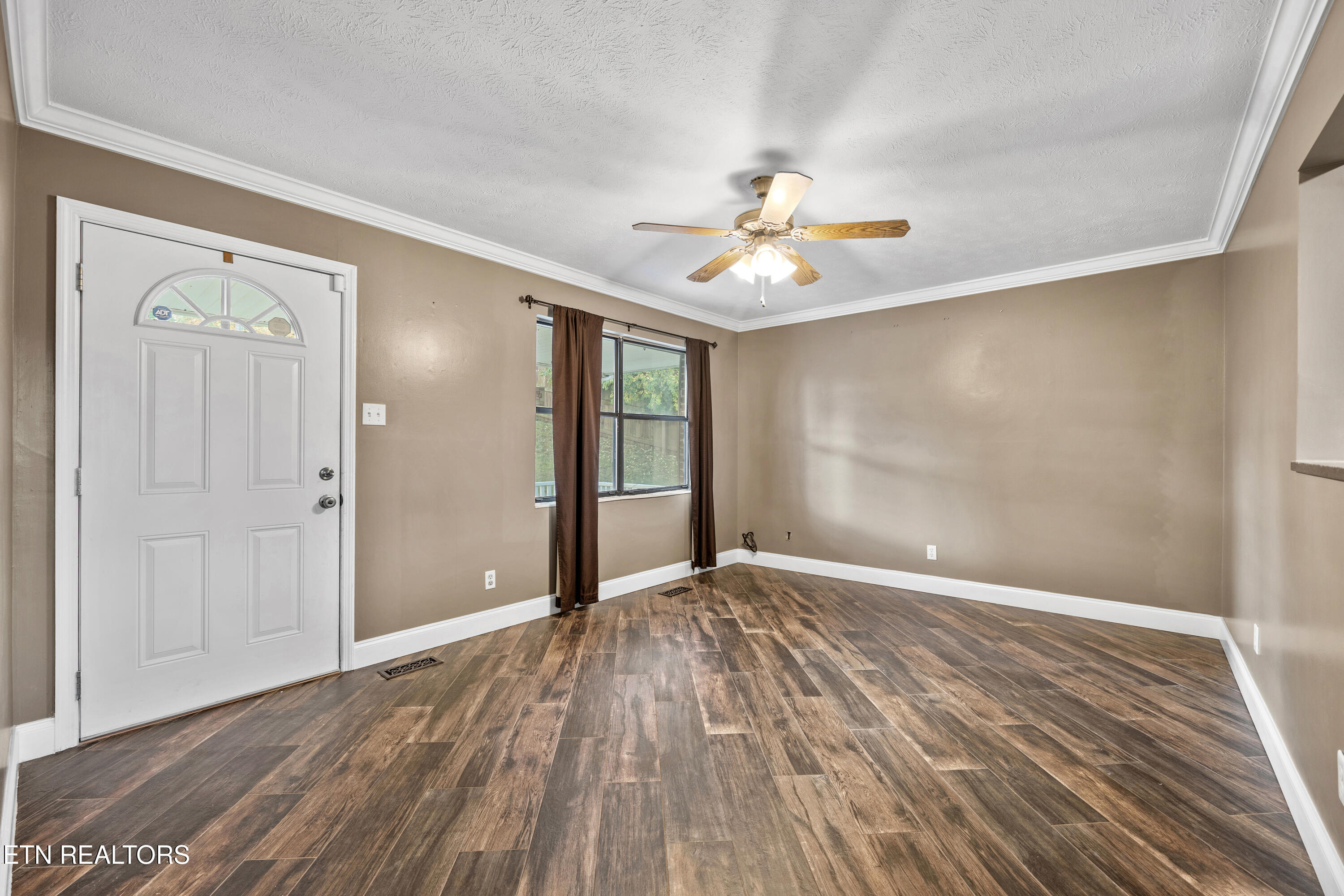 2658 Randall Road Strawberry Plains TN 37871