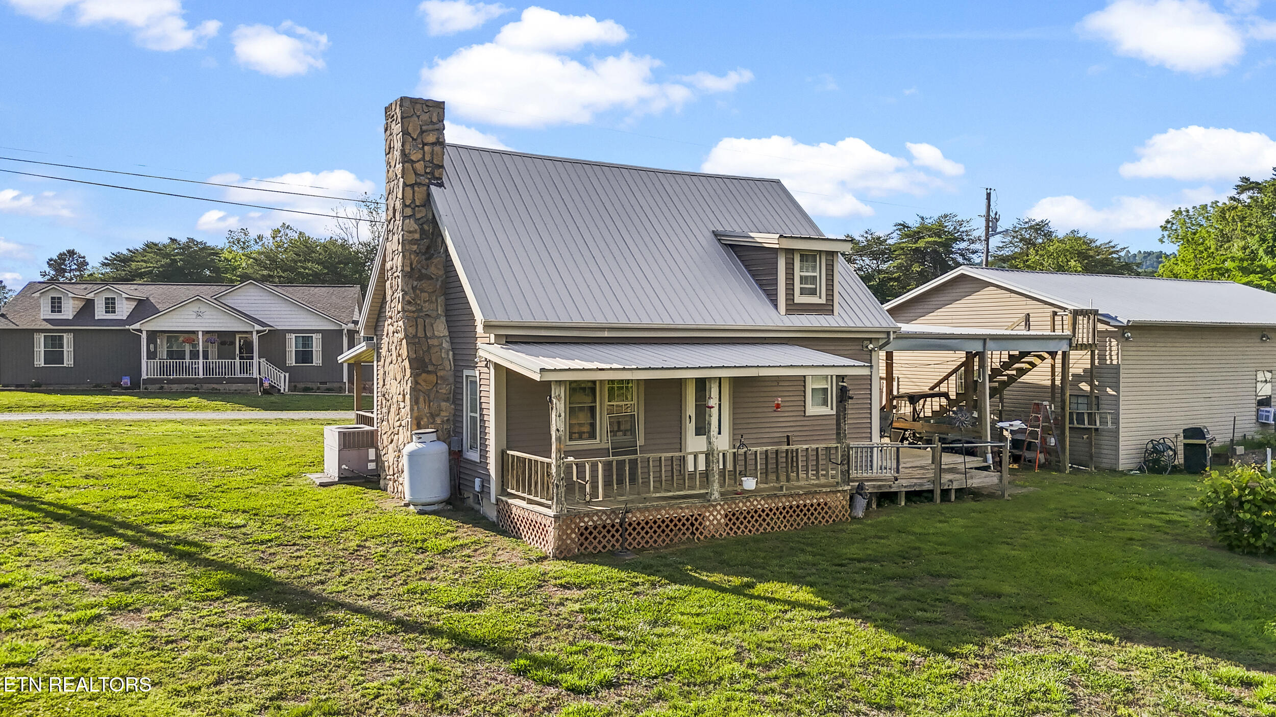 125 Island Harbor Lane Mooresburg TN 37811