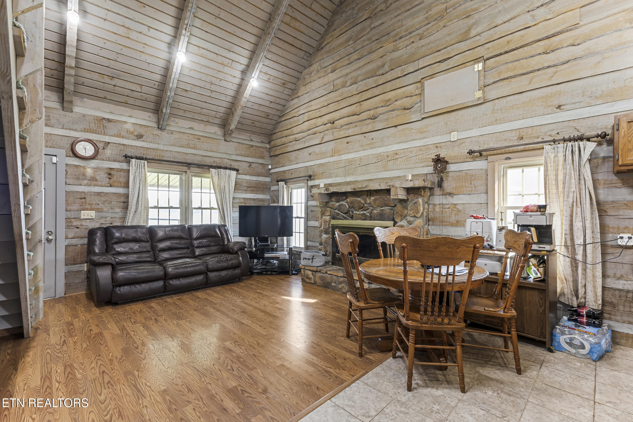 125 Island Harbor Lane Mooresburg TN 37811