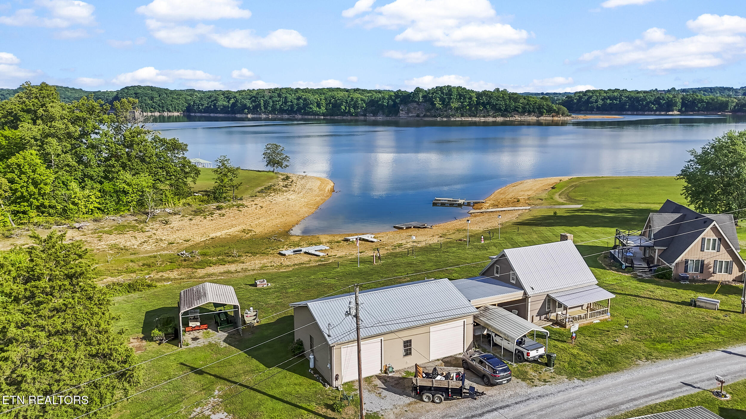 125 Island Harbor Lane Mooresburg TN 37811