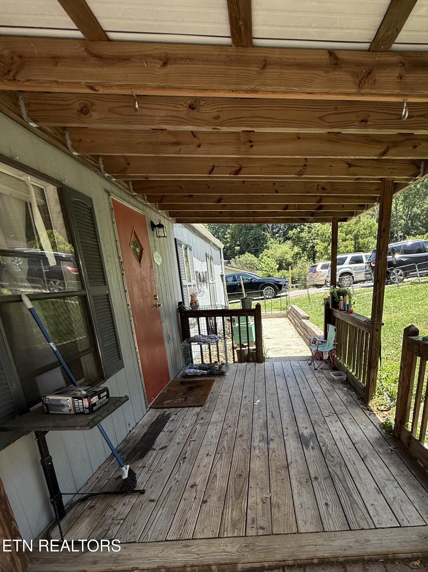 166 Andrew Lane Jacksboro TN 37757