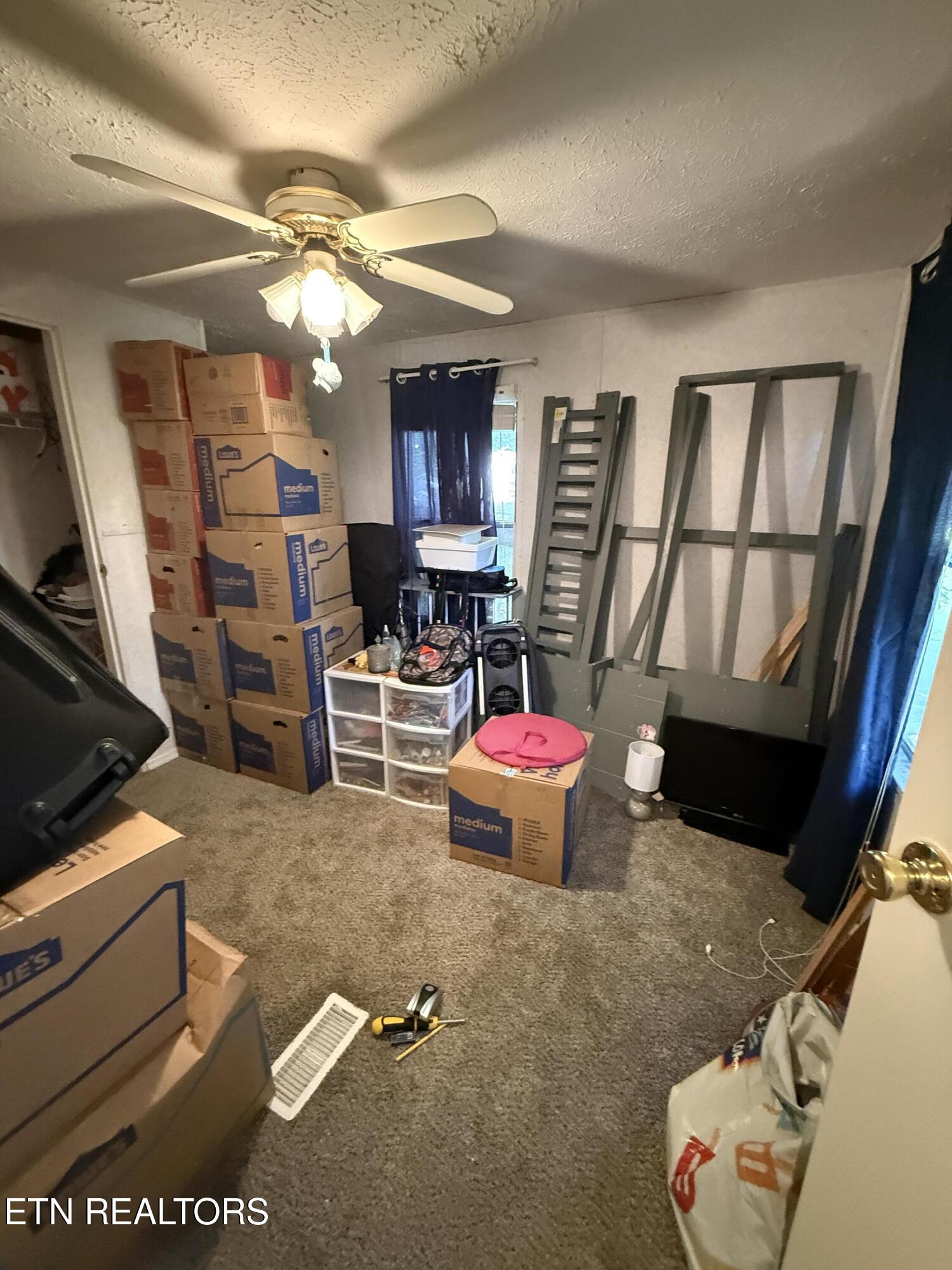 166 Andrew Lane Jacksboro TN 37757