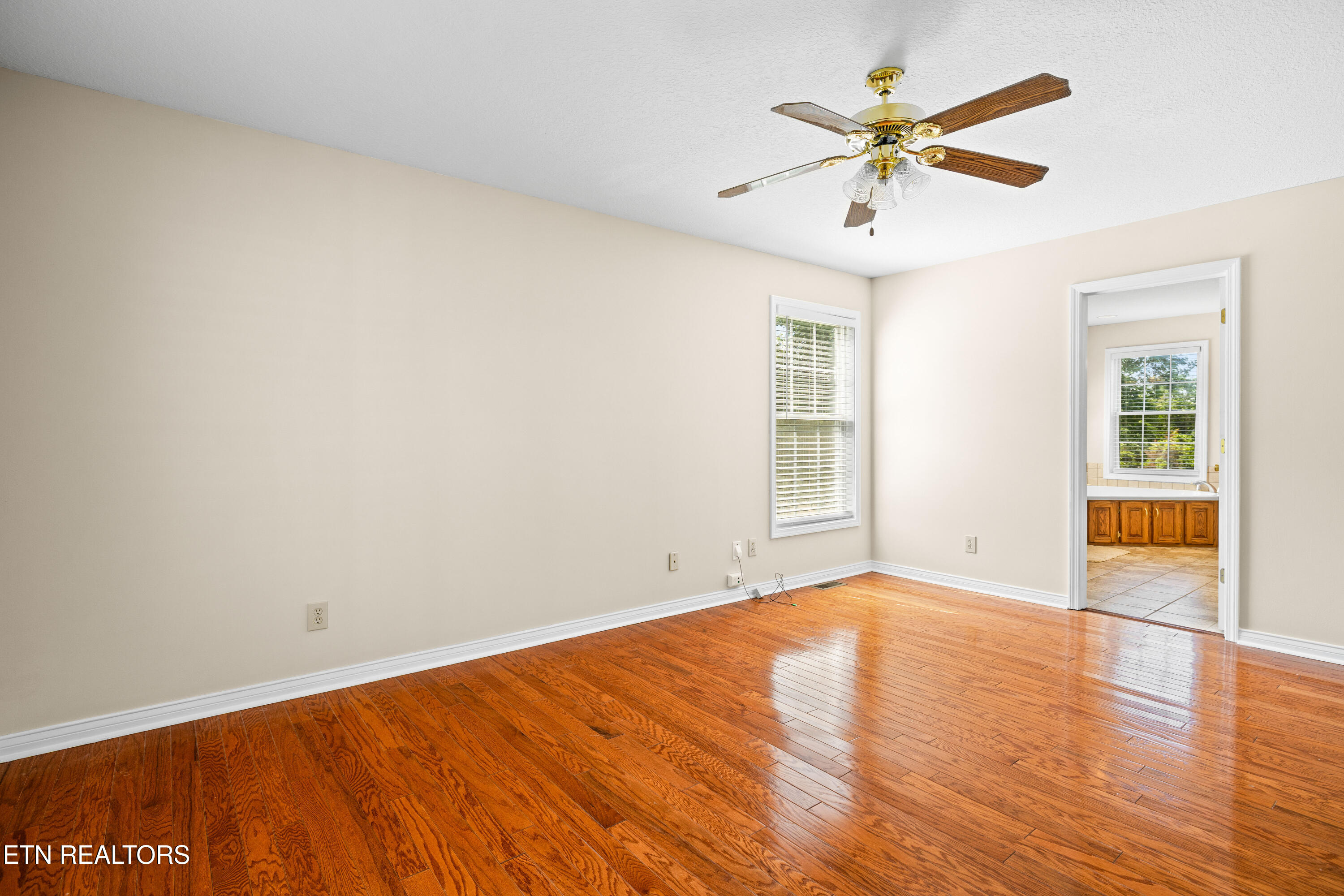 178 Scenic Hill Lane Lenoir City TN 37771