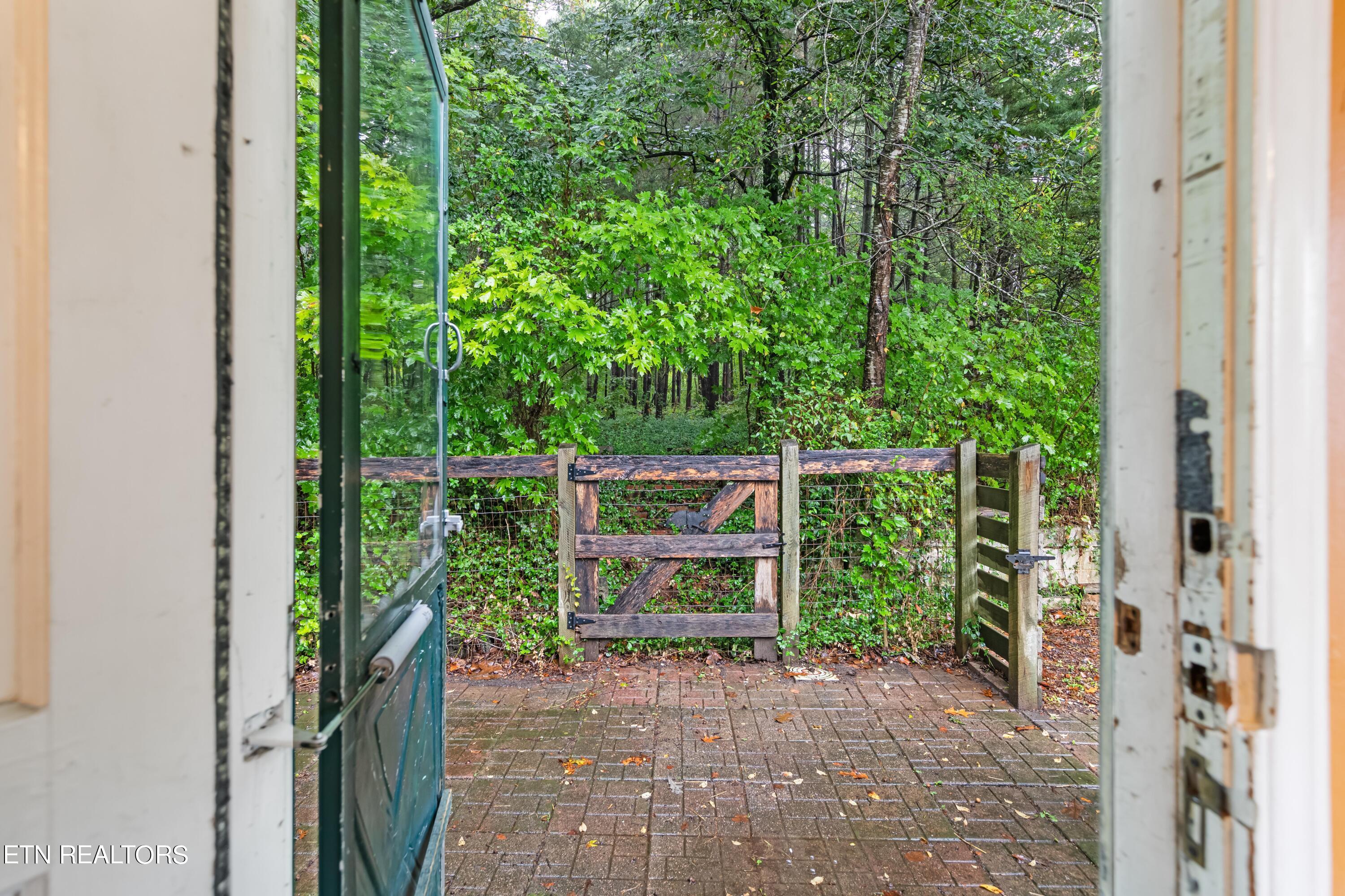 3524 Cruze Road Powell TN 37849
