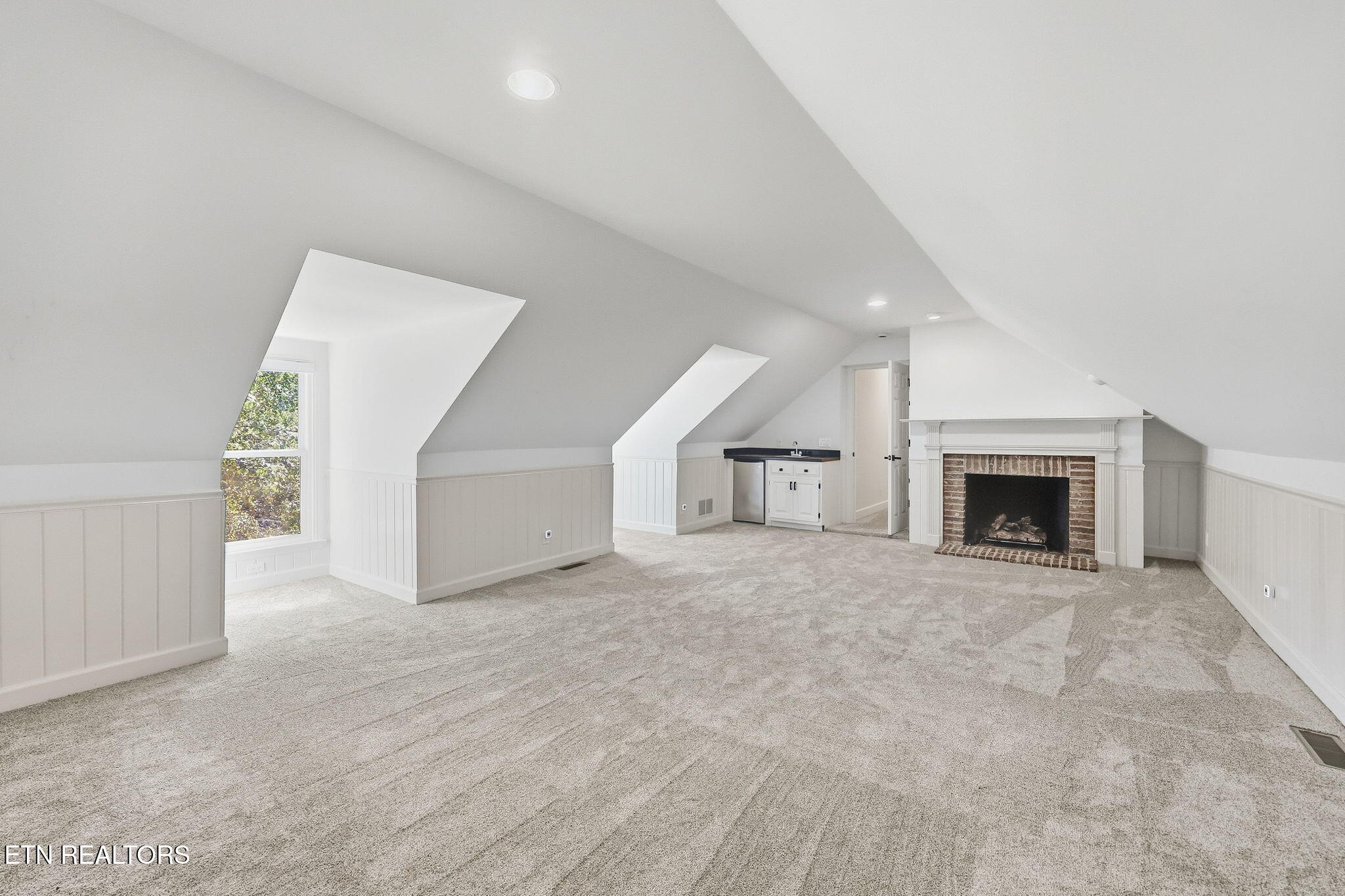 103 Amanda Place Oak Ridge TN 37830