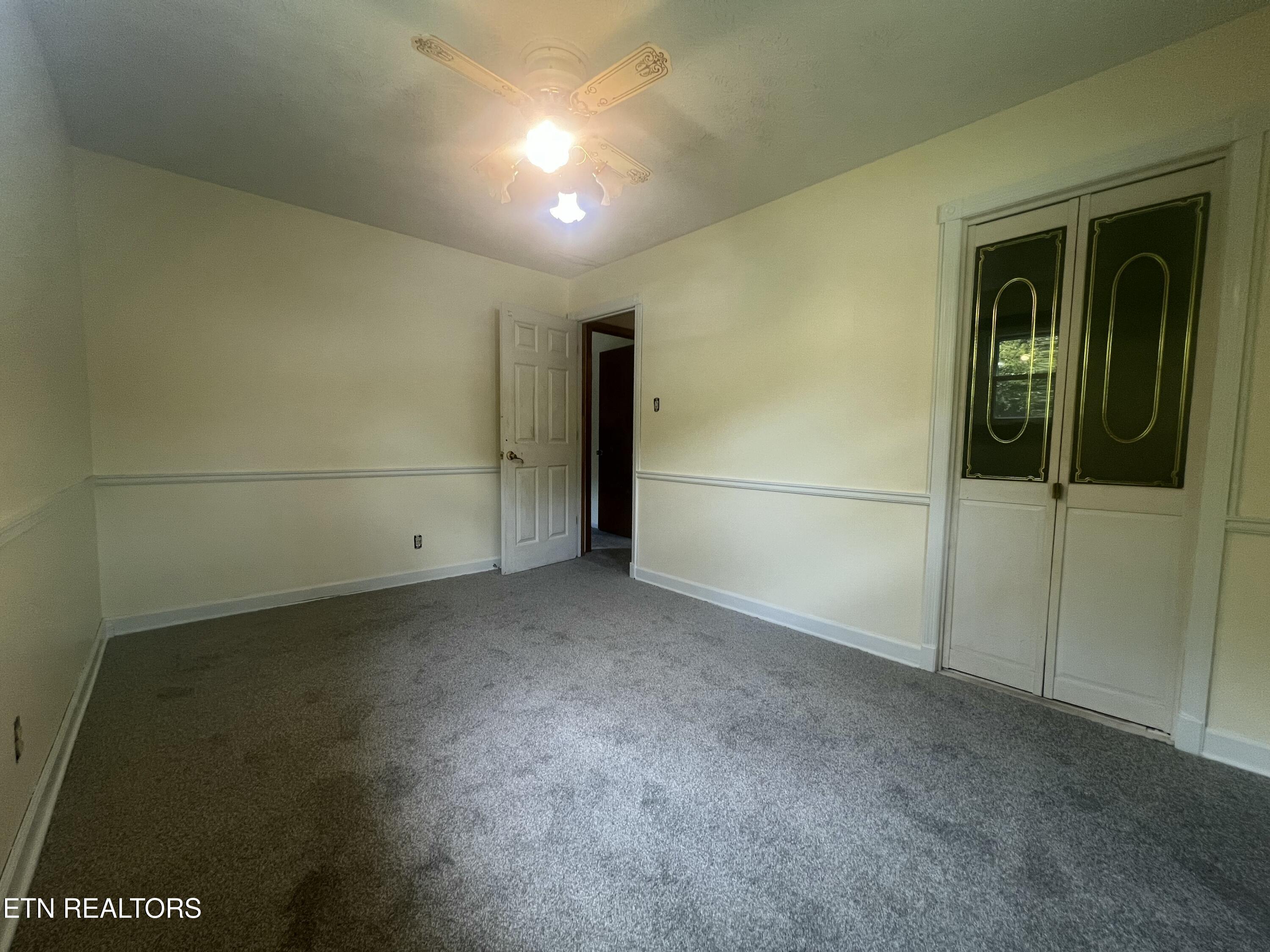209 White Oak Lane Heiskell TN 37754