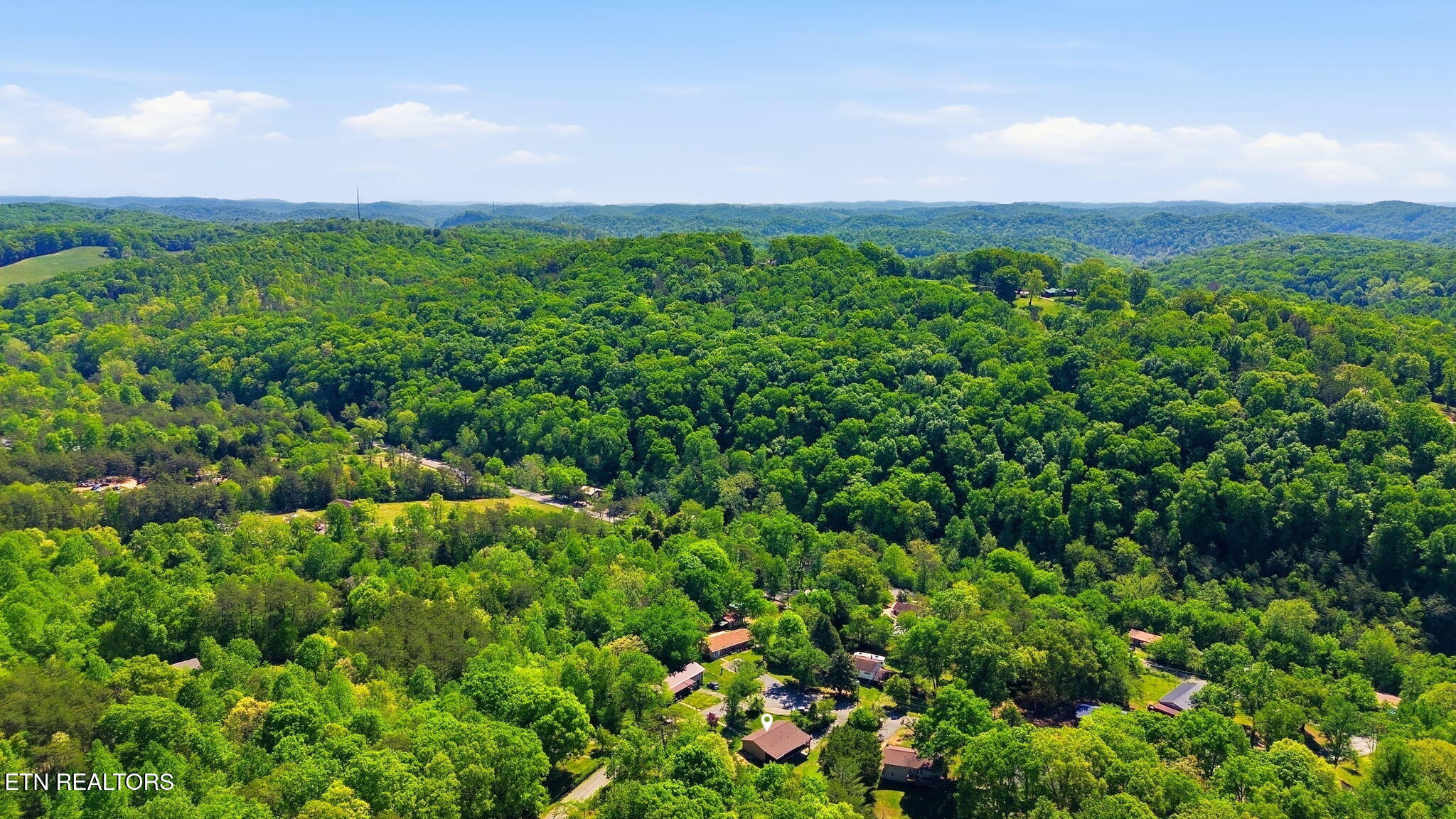 209 White Oak Lane Heiskell TN 37754