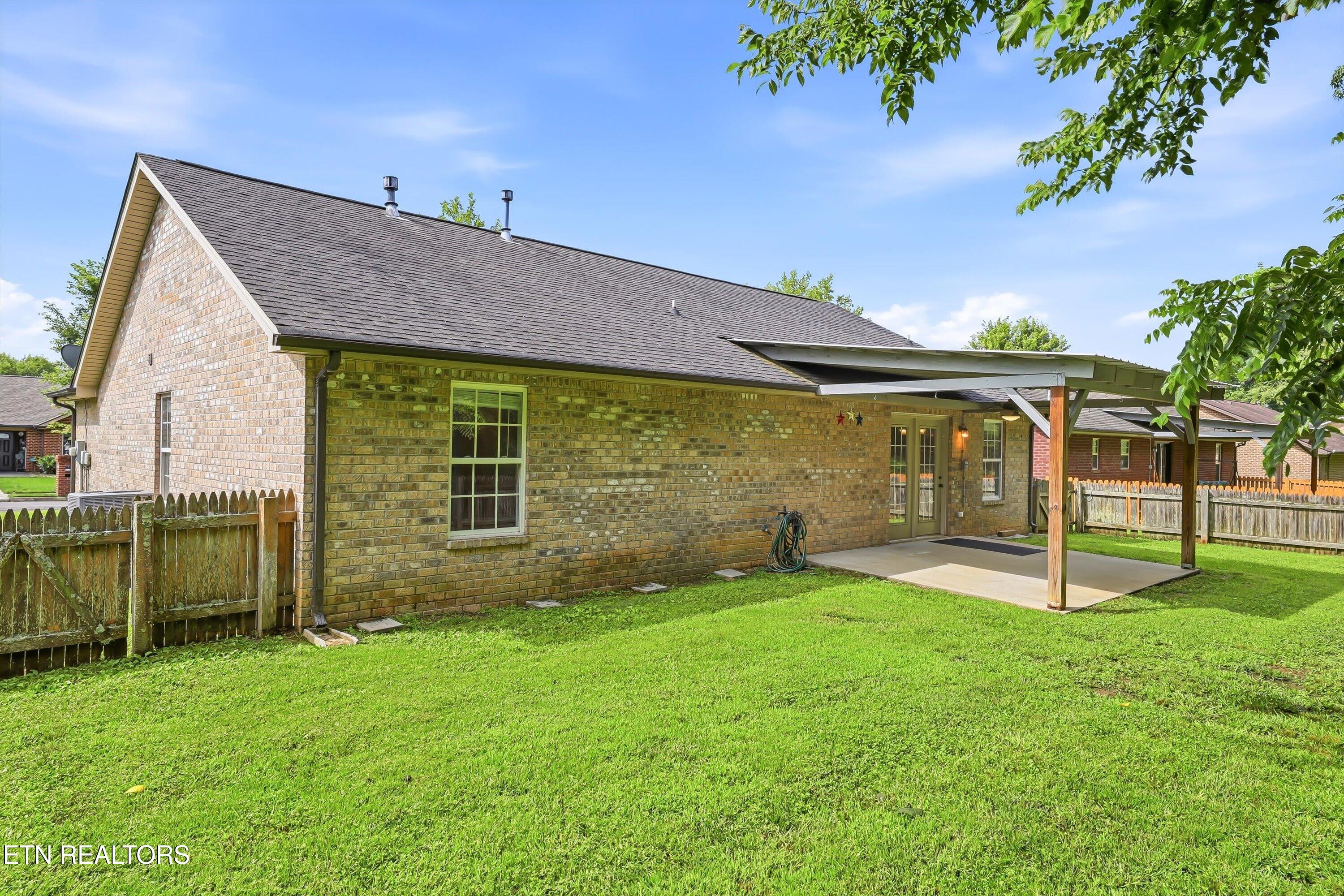 7644 Applecross Road Corryton TN 37721
