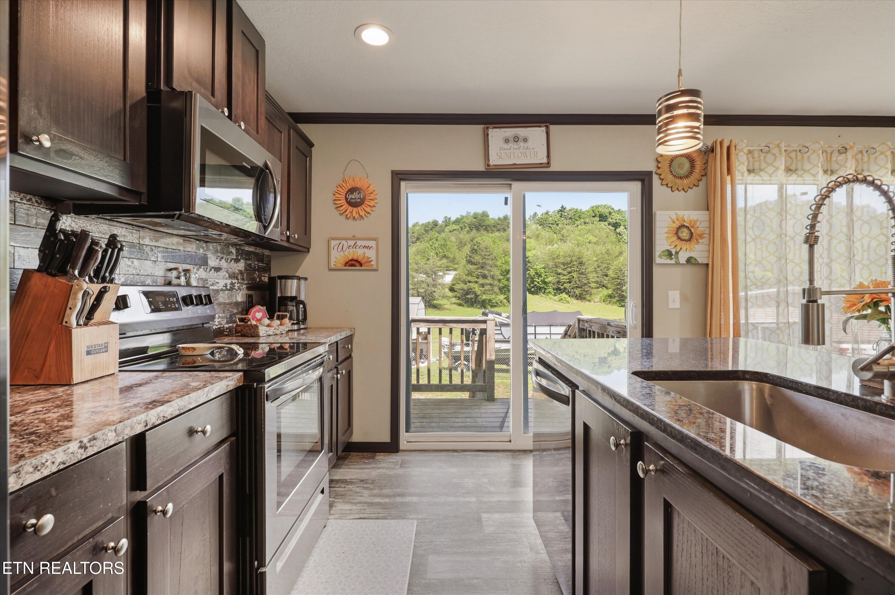 369 Possum Valley Road Maynardville TN 37807