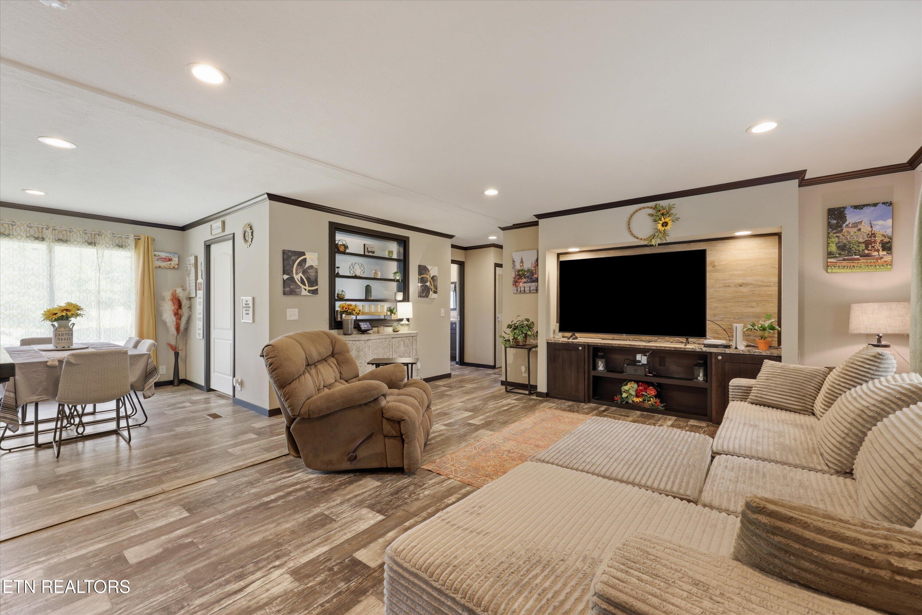 369 Possum Valley Road Maynardville TN 37807