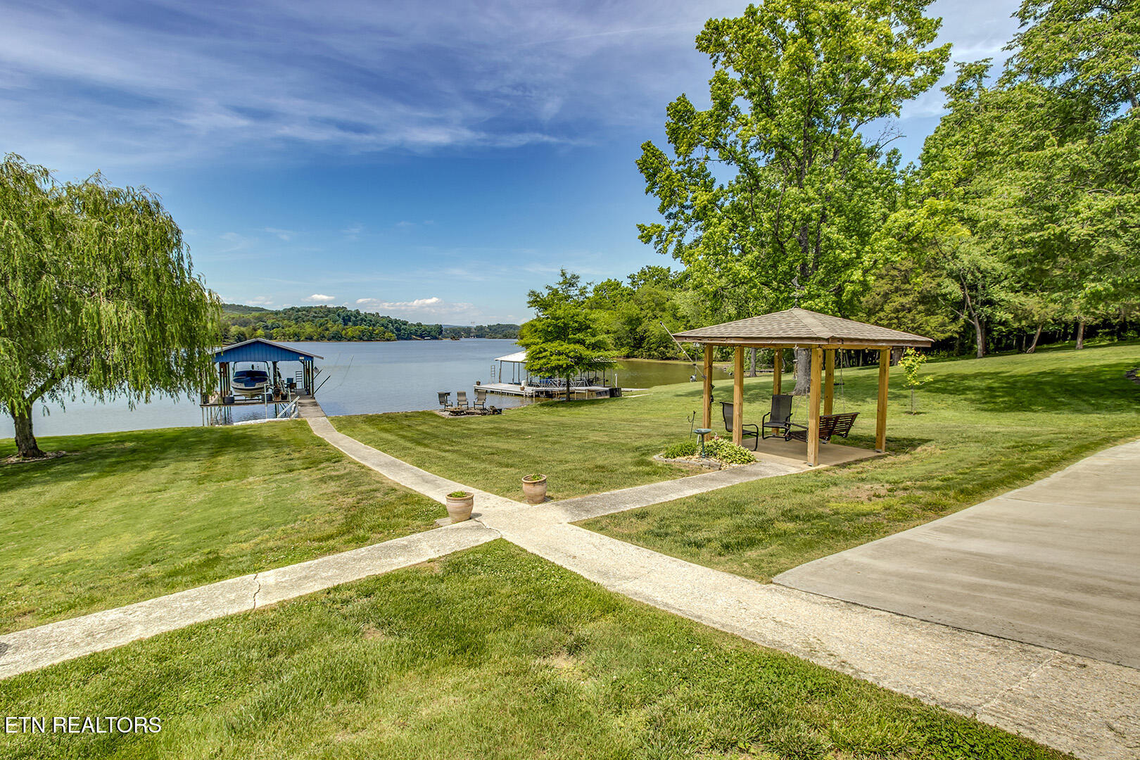 571 Anglers Cove Road Kingston TN 37763