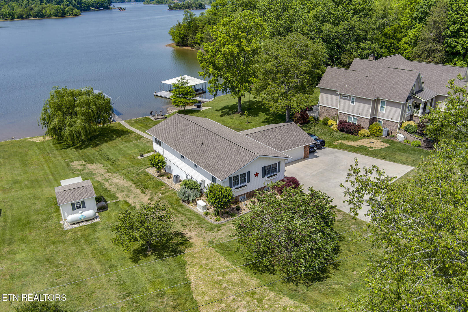 571 Anglers Cove Road Kingston TN 37763