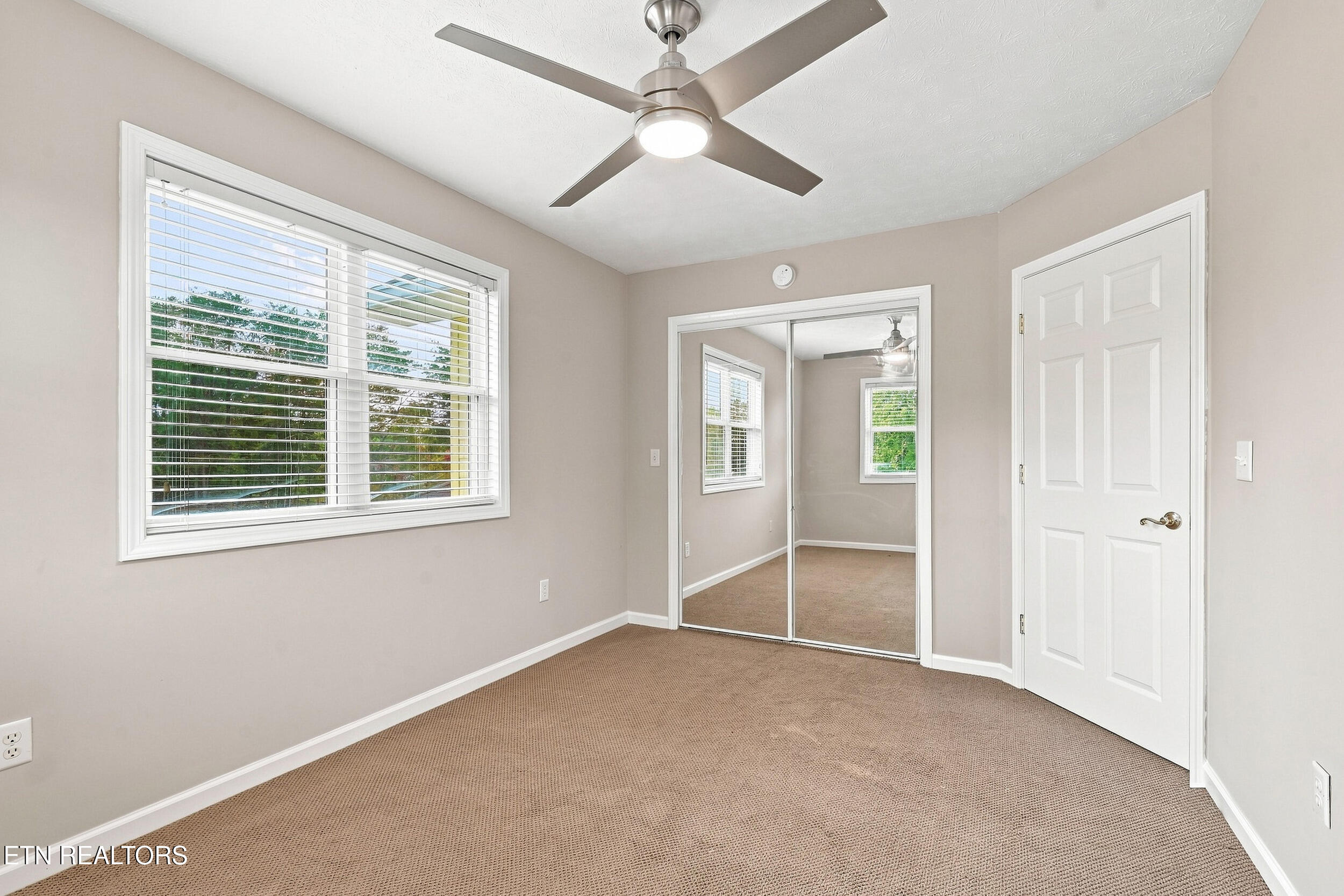 2084 Allenridge Drive Sevierville TN 37876