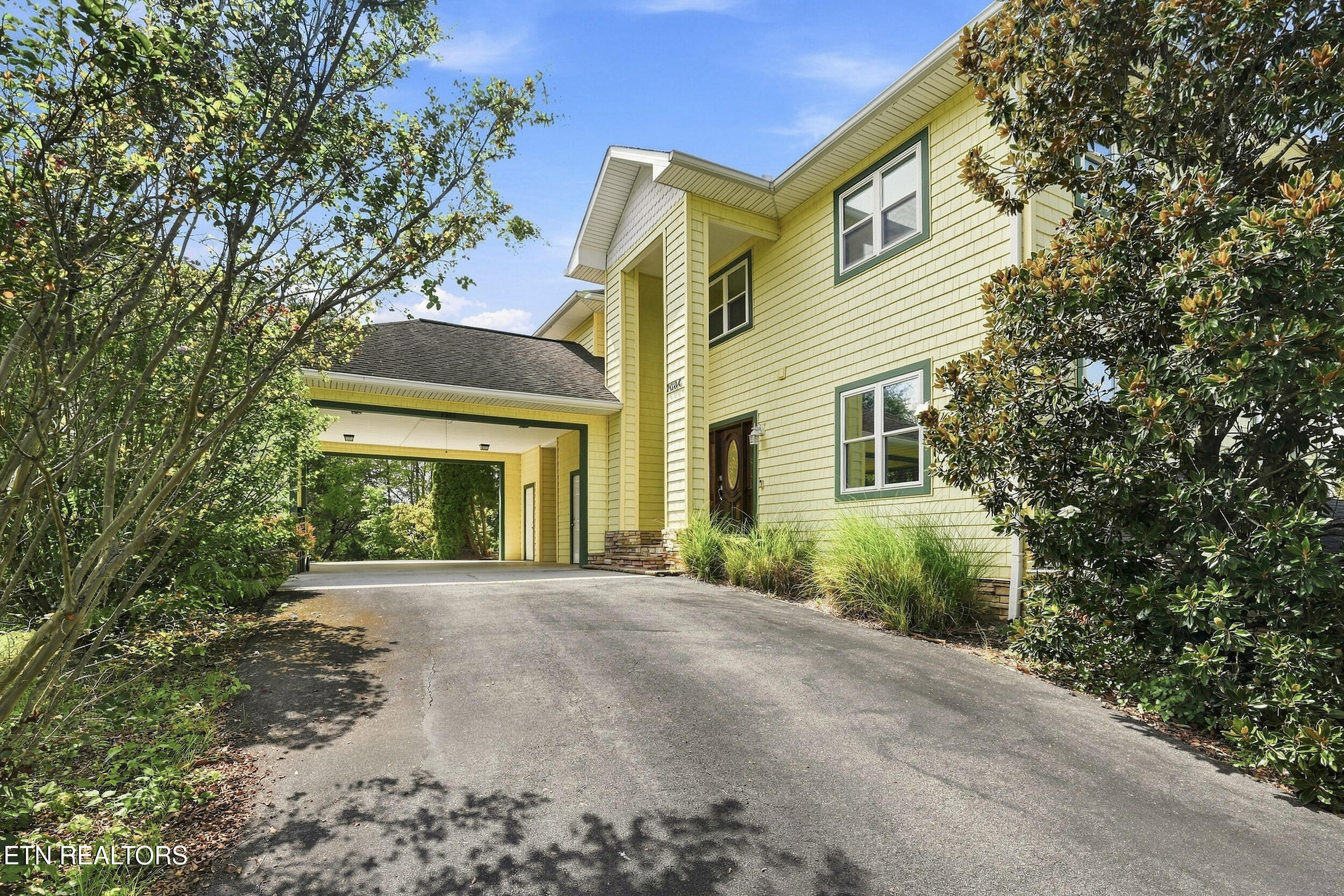 2084 Allenridge Drive Sevierville TN 37876