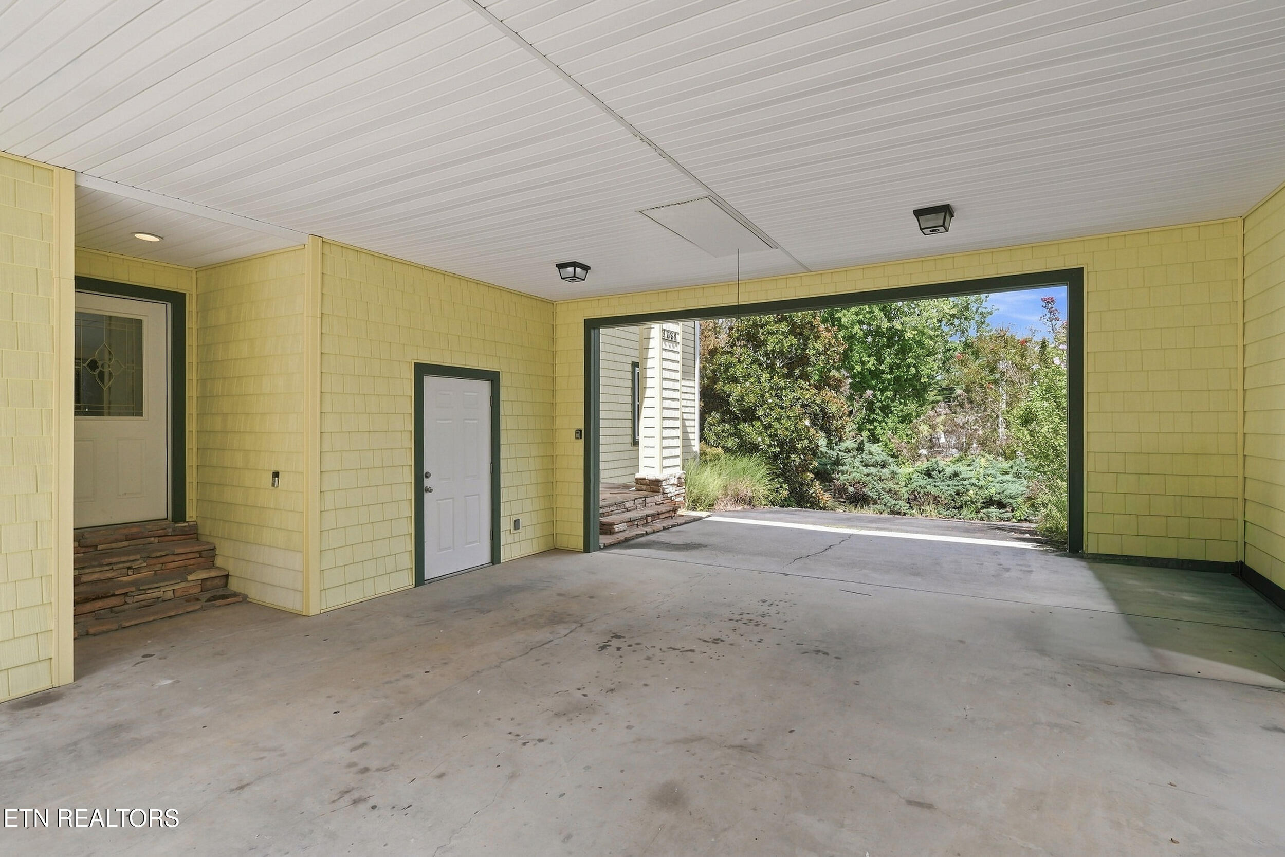2084 Allenridge Drive Sevierville TN 37876