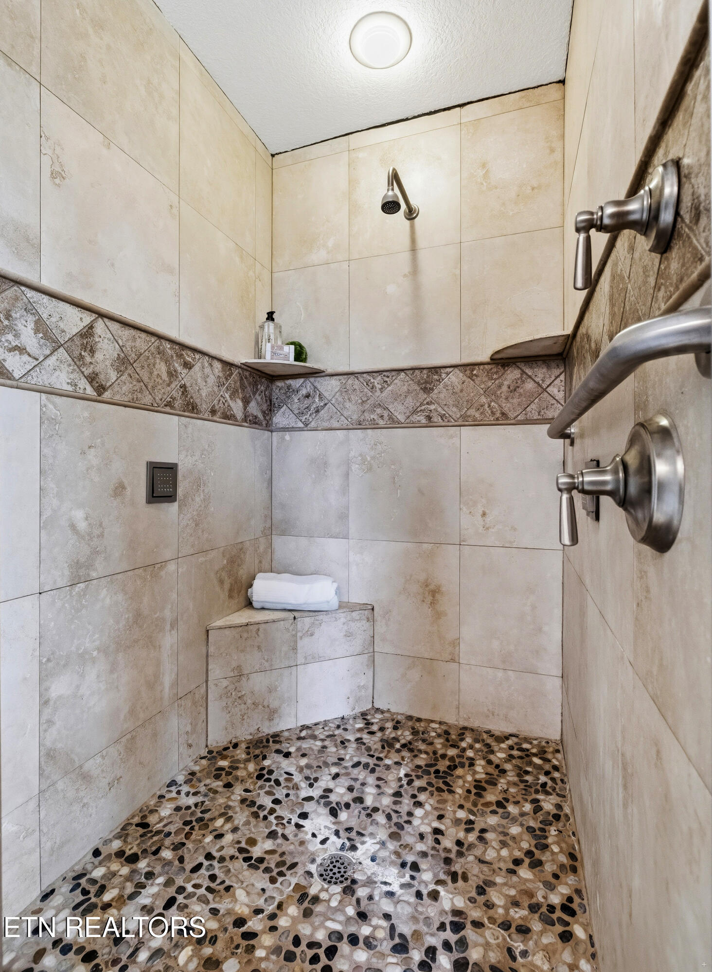 920 Jim Norton Loop Seymour TN 37865