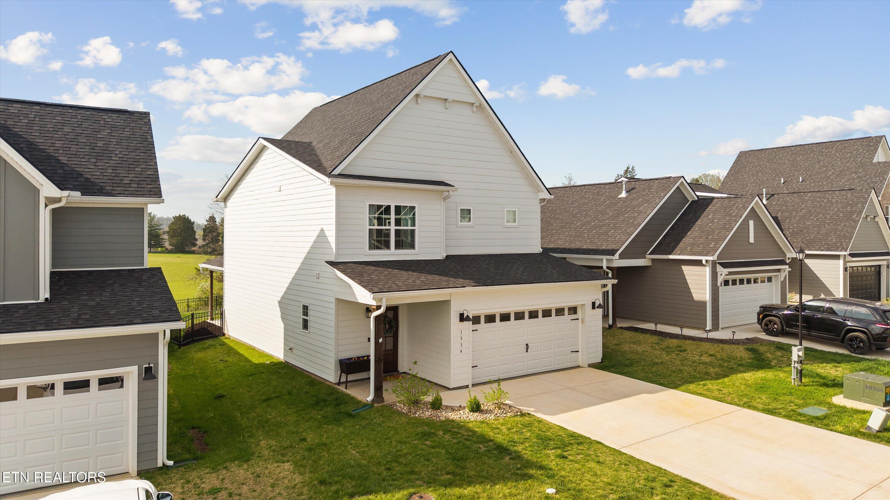 1534 Spring Berry Lane Knoxville TN 37924