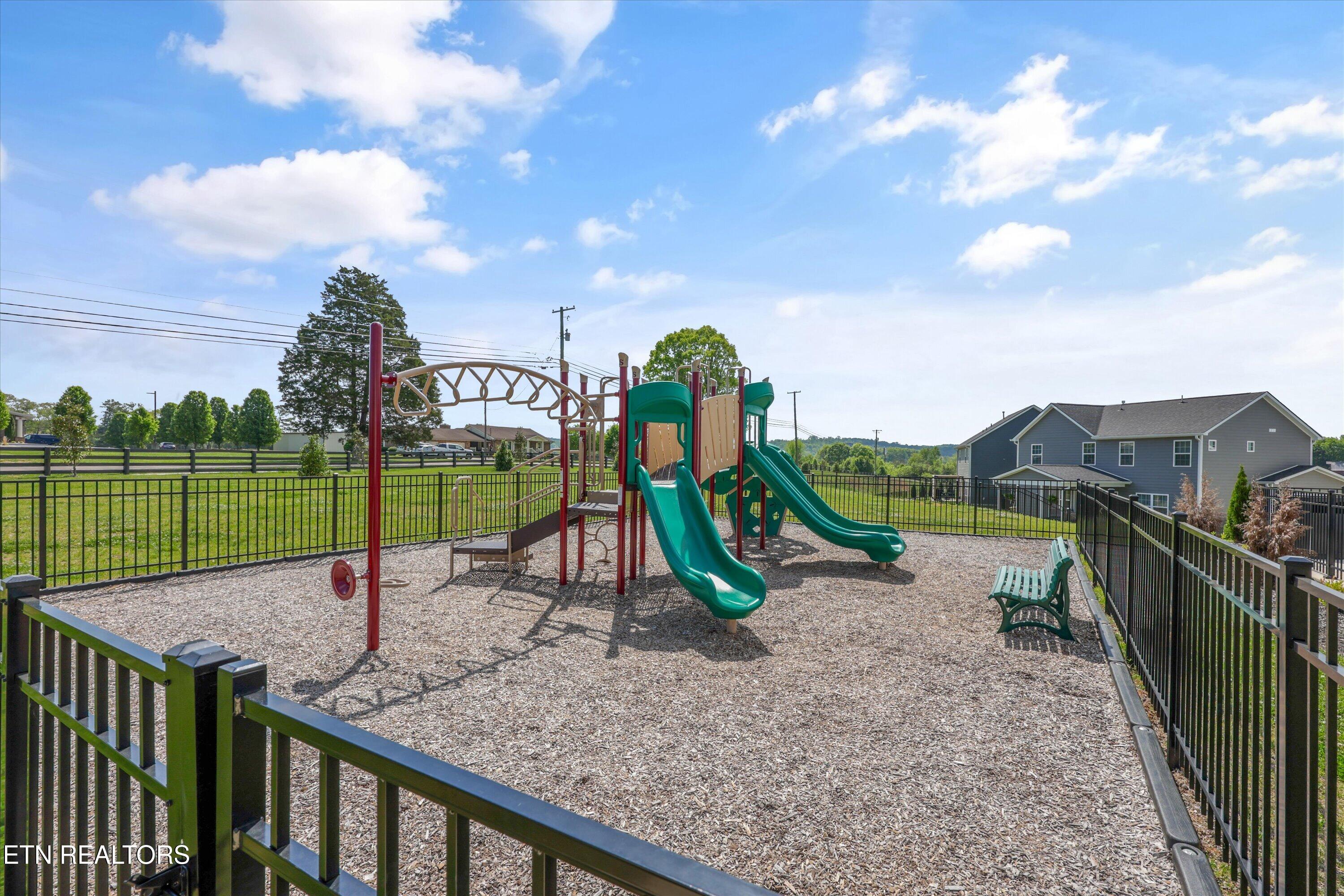 1534 Spring Berry Lane Knoxville TN 37924