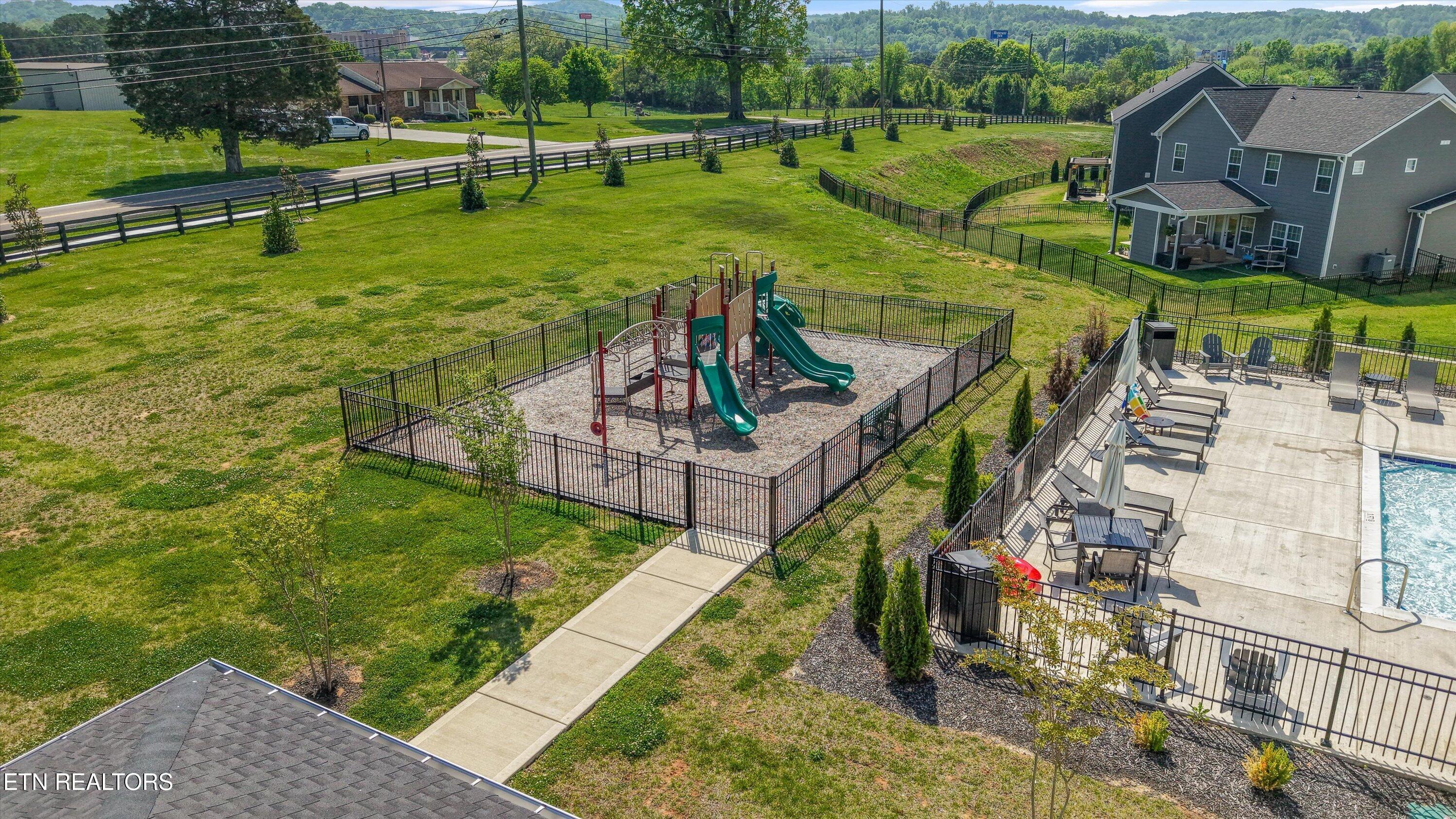 1534 Spring Berry Lane Knoxville TN 37924