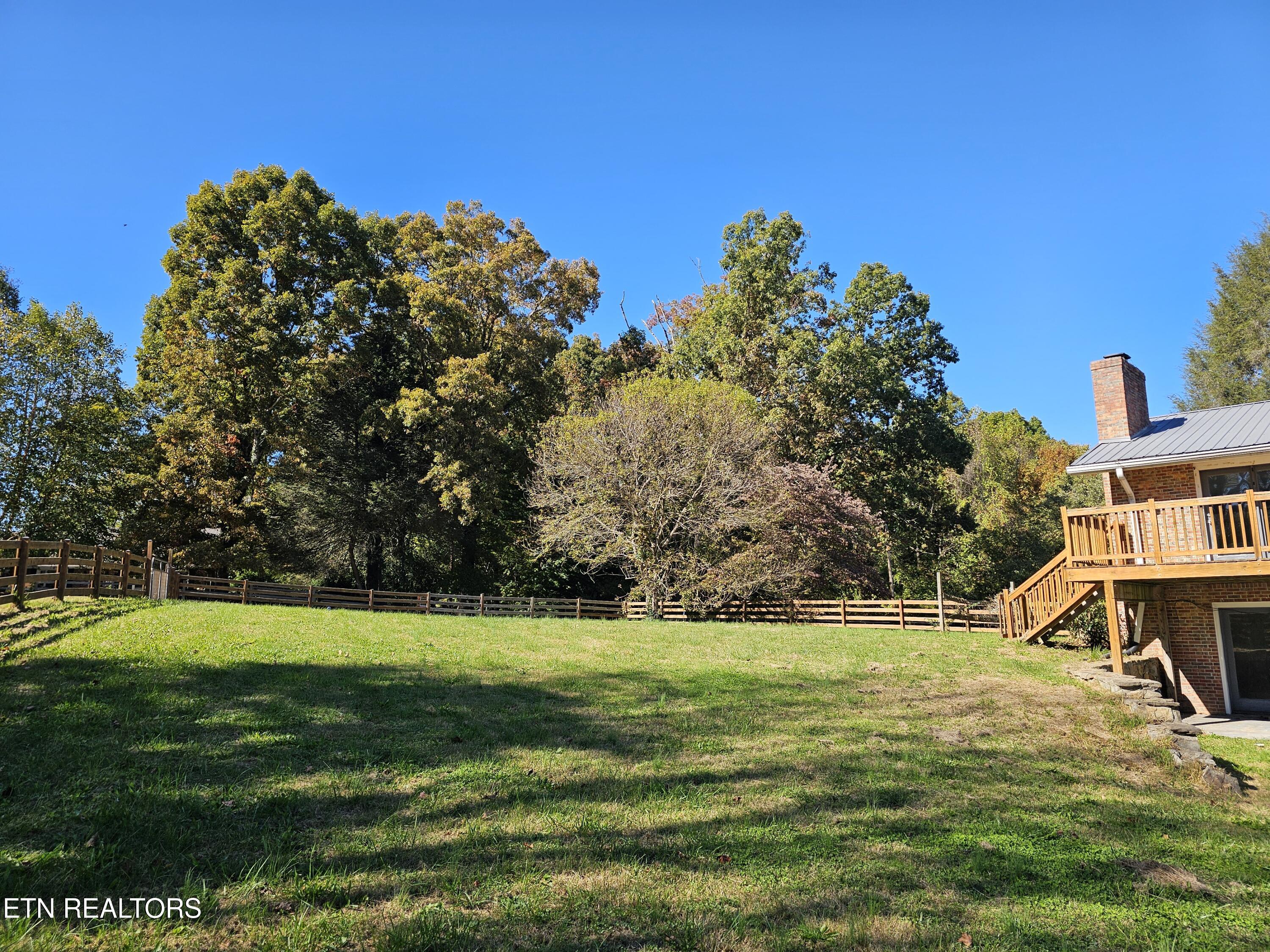 229 Mcneeley Drive Lafollette TN 37766