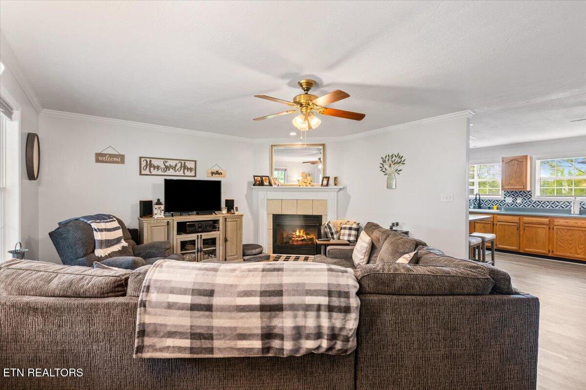 205 Matthew Lane Lafollette TN 37766