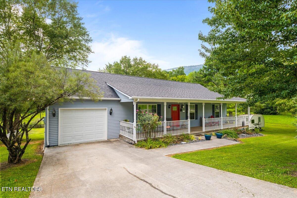 205 Matthew Lane Lafollette TN 37766