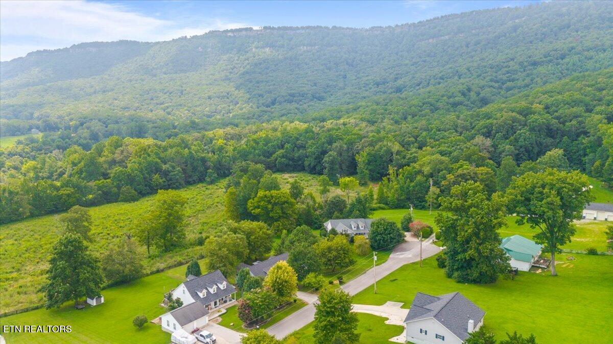 205 Matthew Lane Lafollette TN 37766