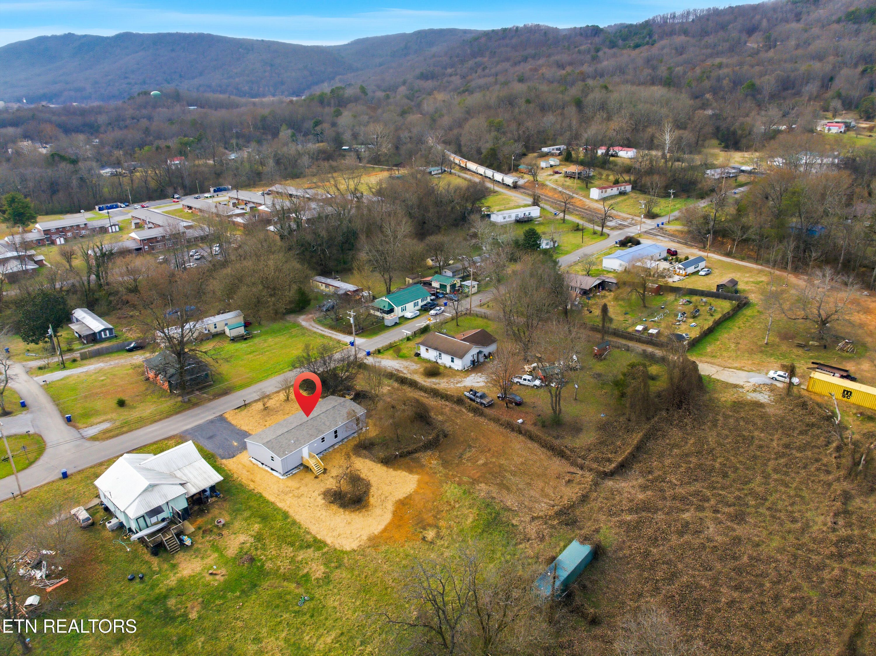 402 Tedder Street Rockwood TN 37854