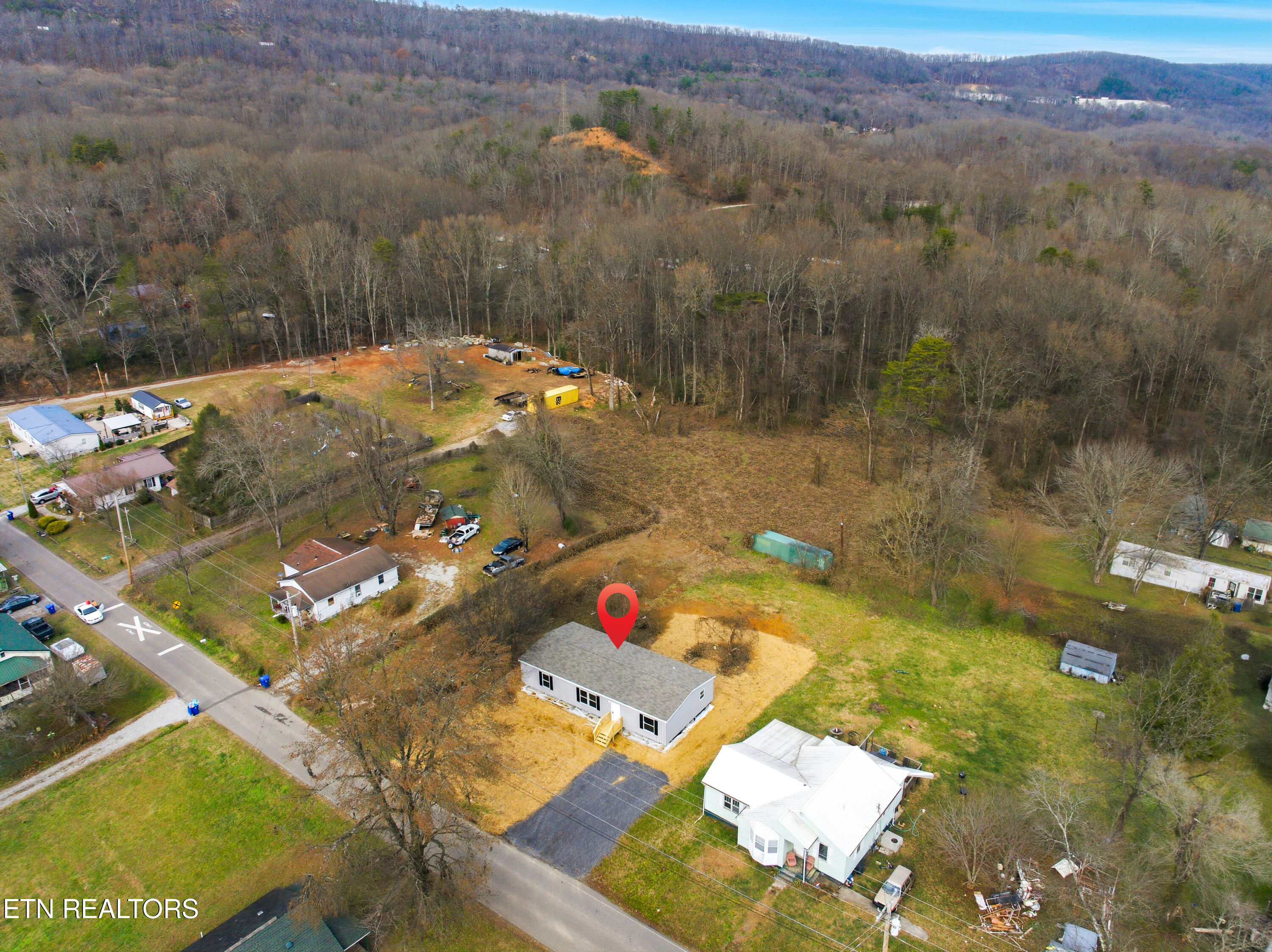 402 Tedder Street Rockwood TN 37854