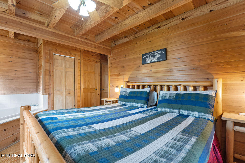3319 Covered Bridge Way Sevierville TN 37862