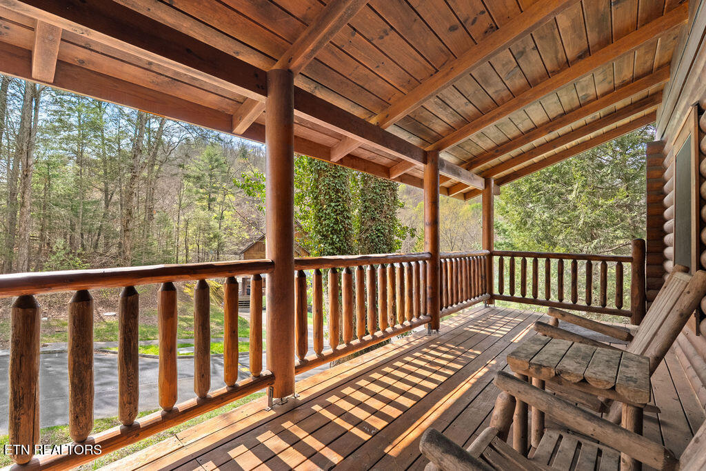 3319 Covered Bridge Way Sevierville TN 37862