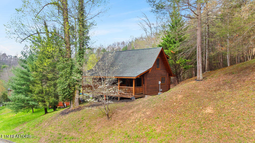 3319 Covered Bridge Way Sevierville TN 37862