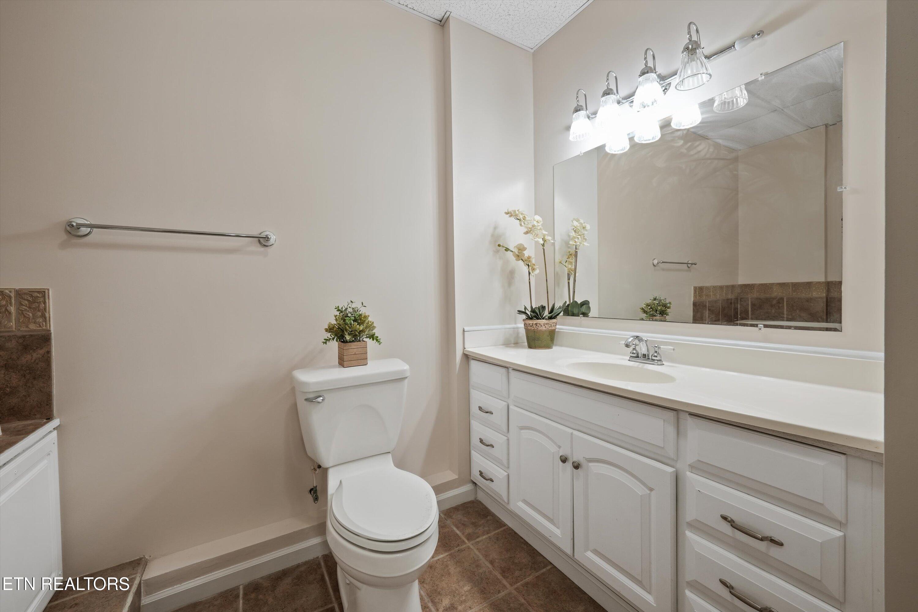 2869 Persian Lane New Market TN 37820