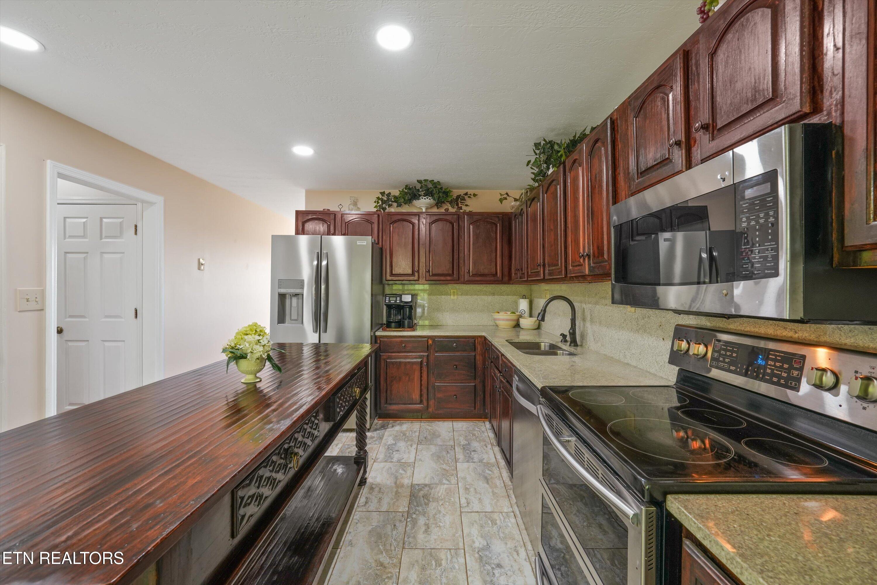 2869 Persian Lane New Market TN 37820