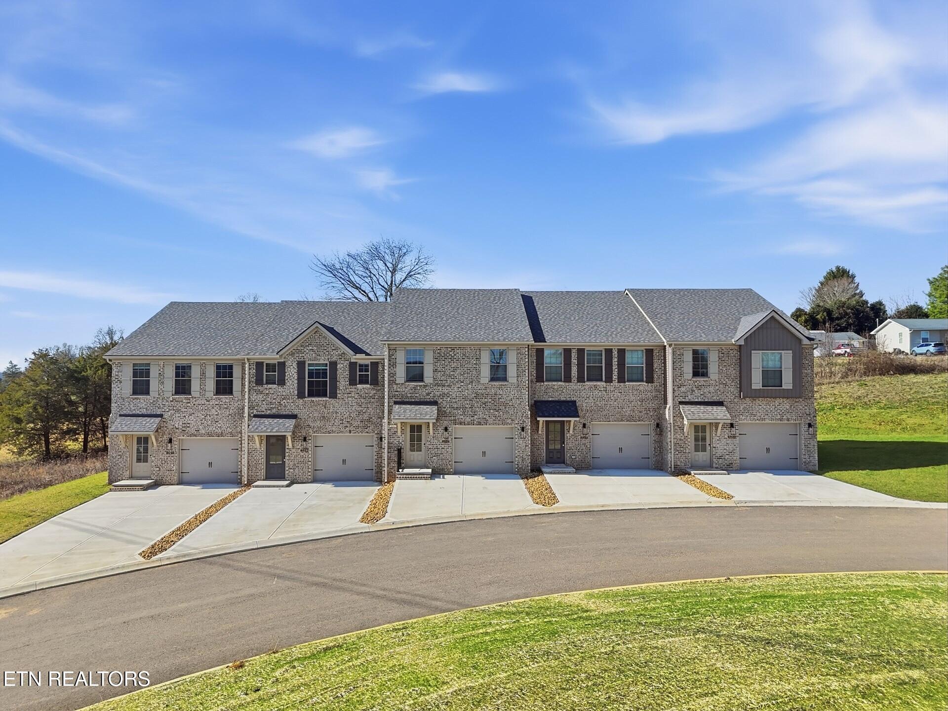 8938 Keenberg Lane Knoxville TN 37931