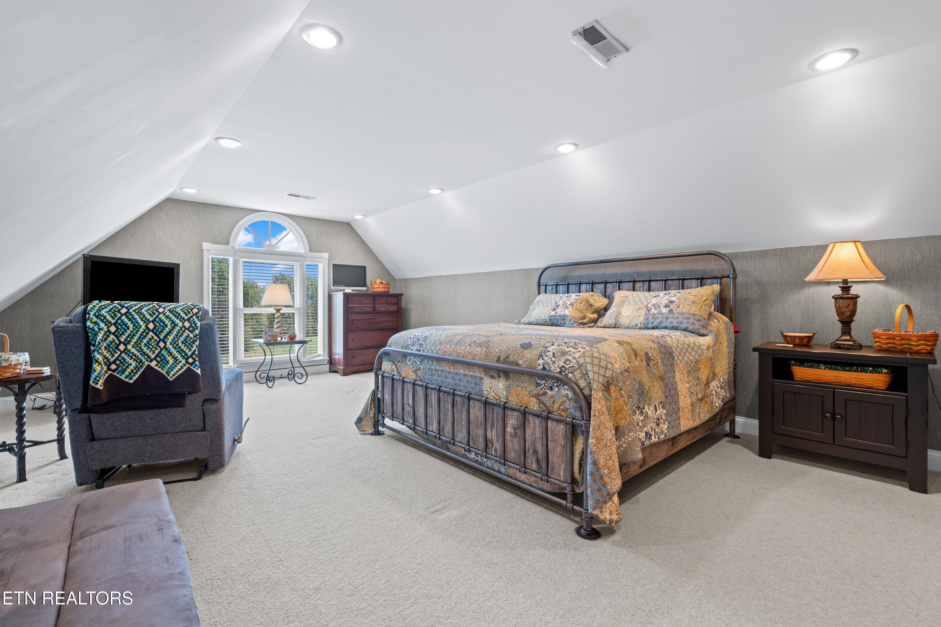 2425 Mccleary Road Sevierville TN 37876