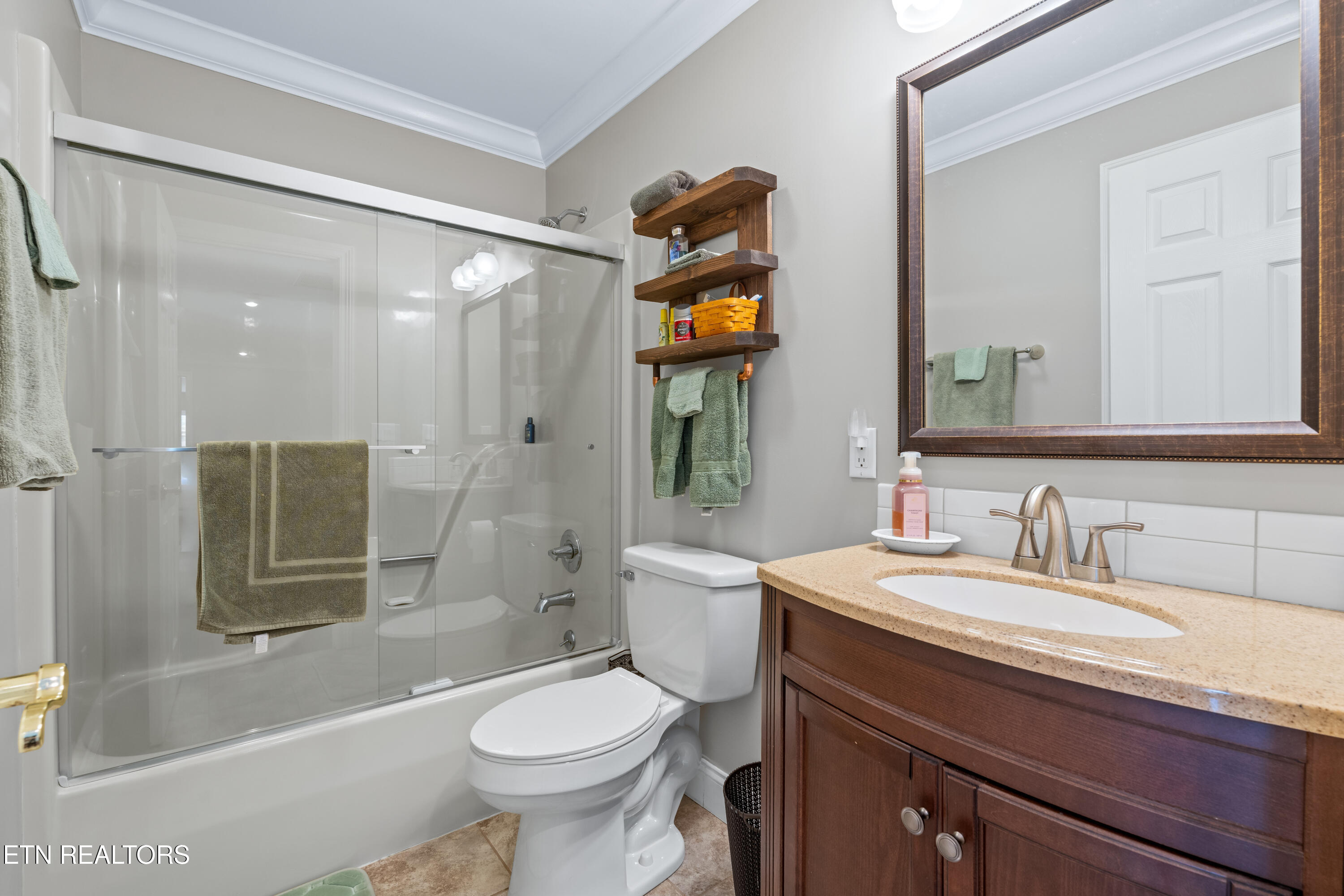 2425 Mccleary Road Sevierville TN 37876