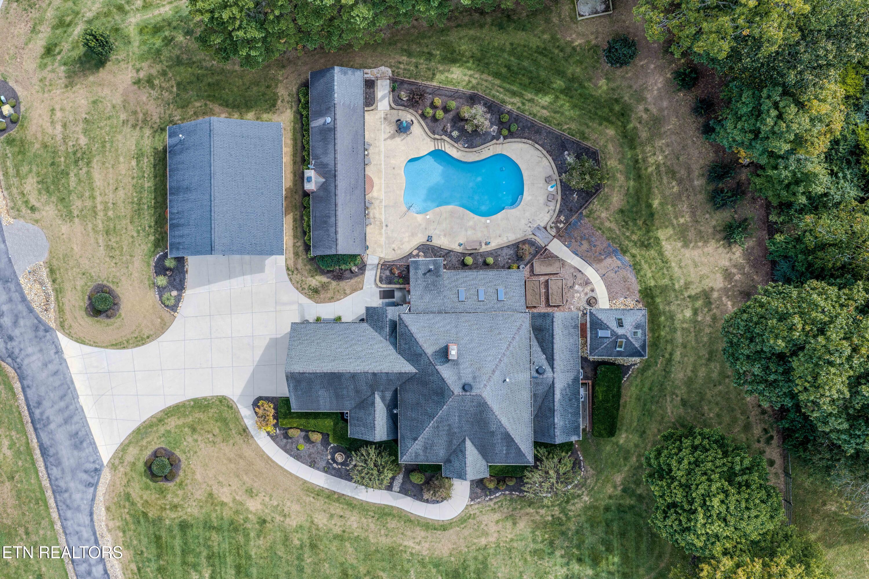 2425 Mccleary Road Sevierville TN 37876