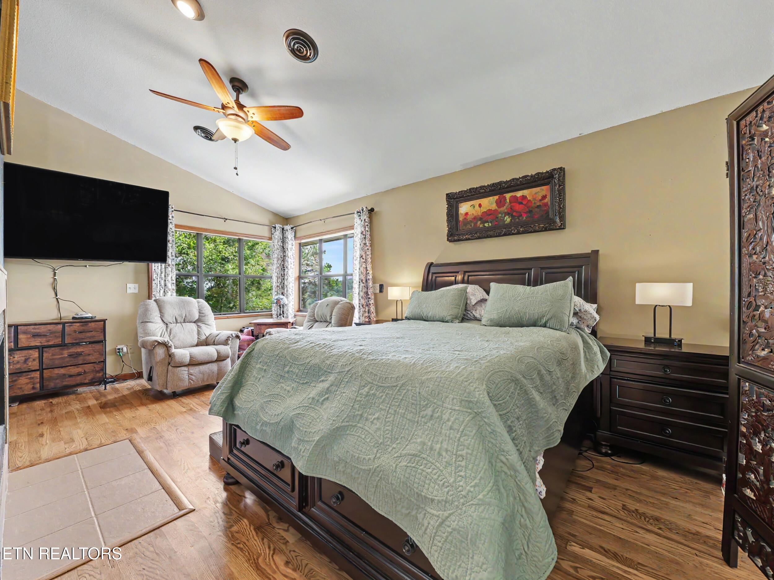 1738 Mountain Shores Road New Tazewell TN 37825