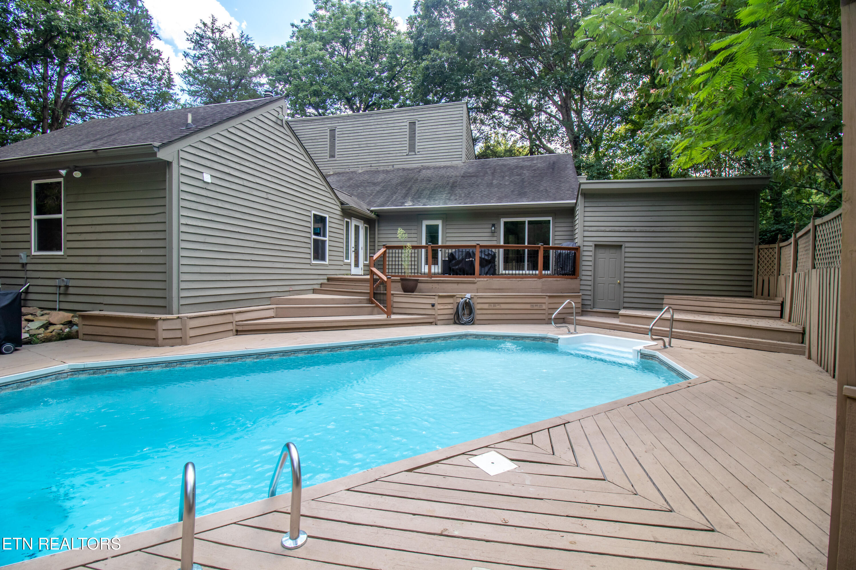 520 Hickory Woods Road Knoxville TN 37934