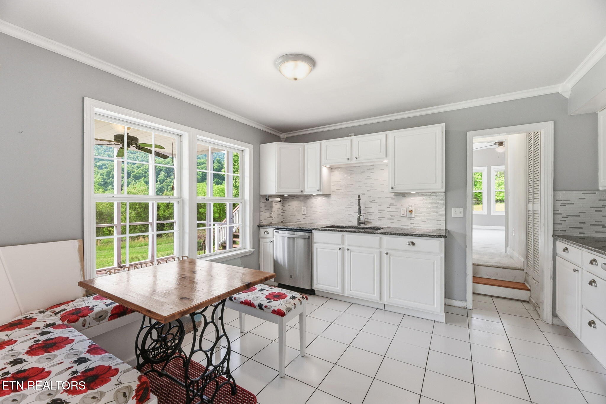 357 Neal Road Tazewell TN 37879