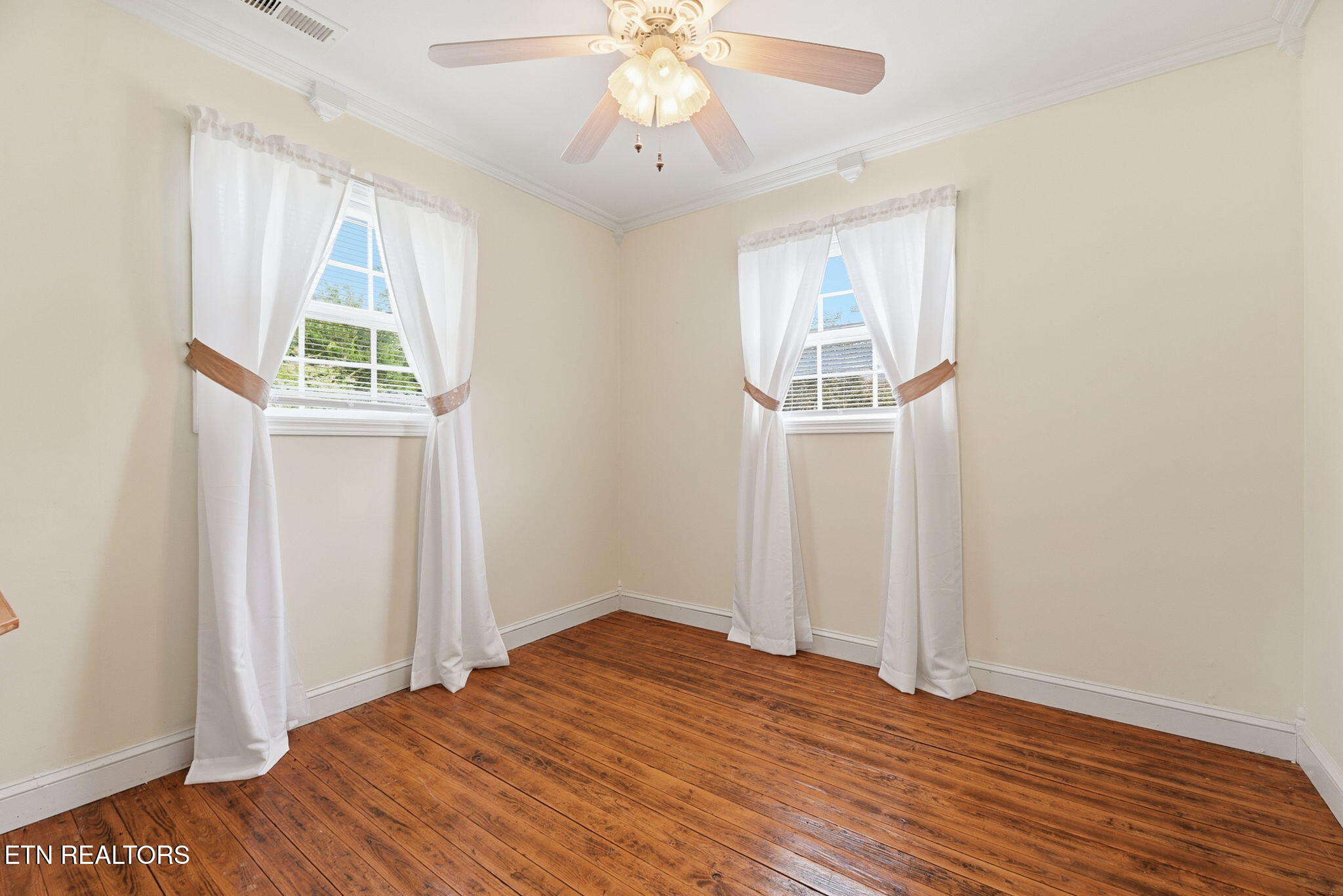 357 Neal Road Tazewell TN 37879