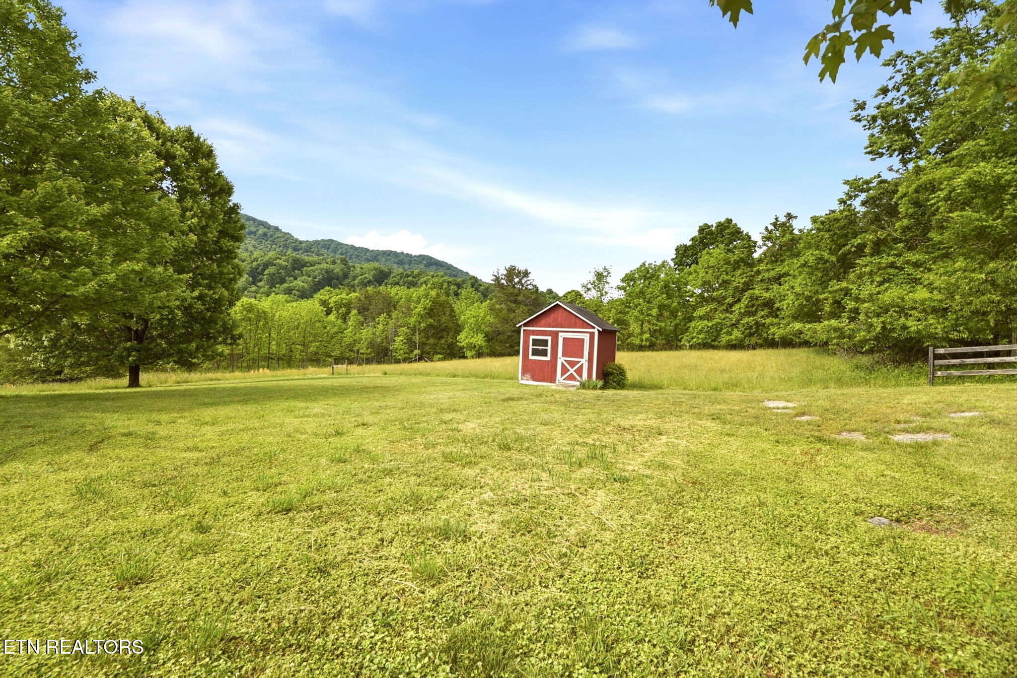 357 Neal Road Tazewell TN 37879