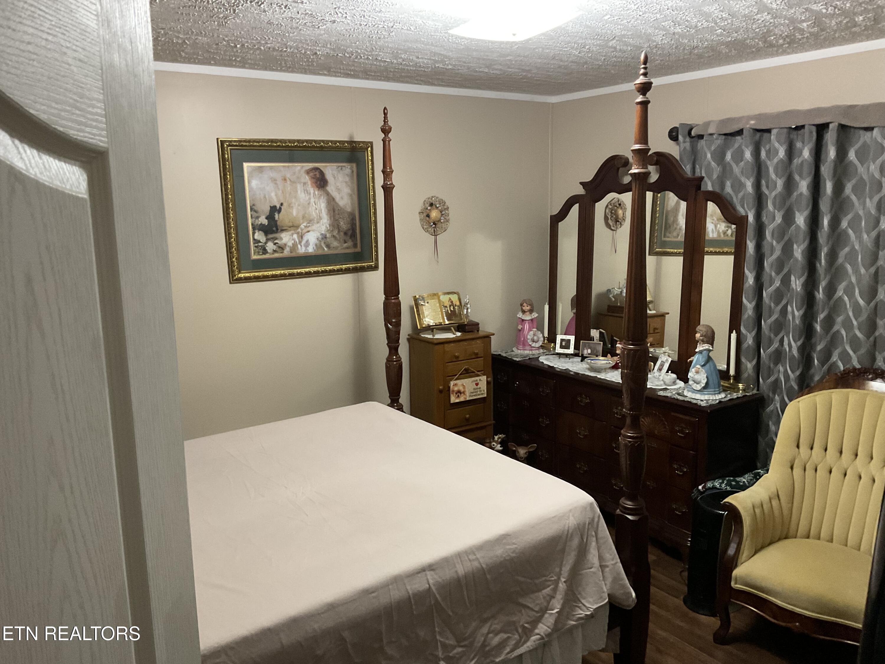 384 Virgil Smith Road Crossville TN 38571