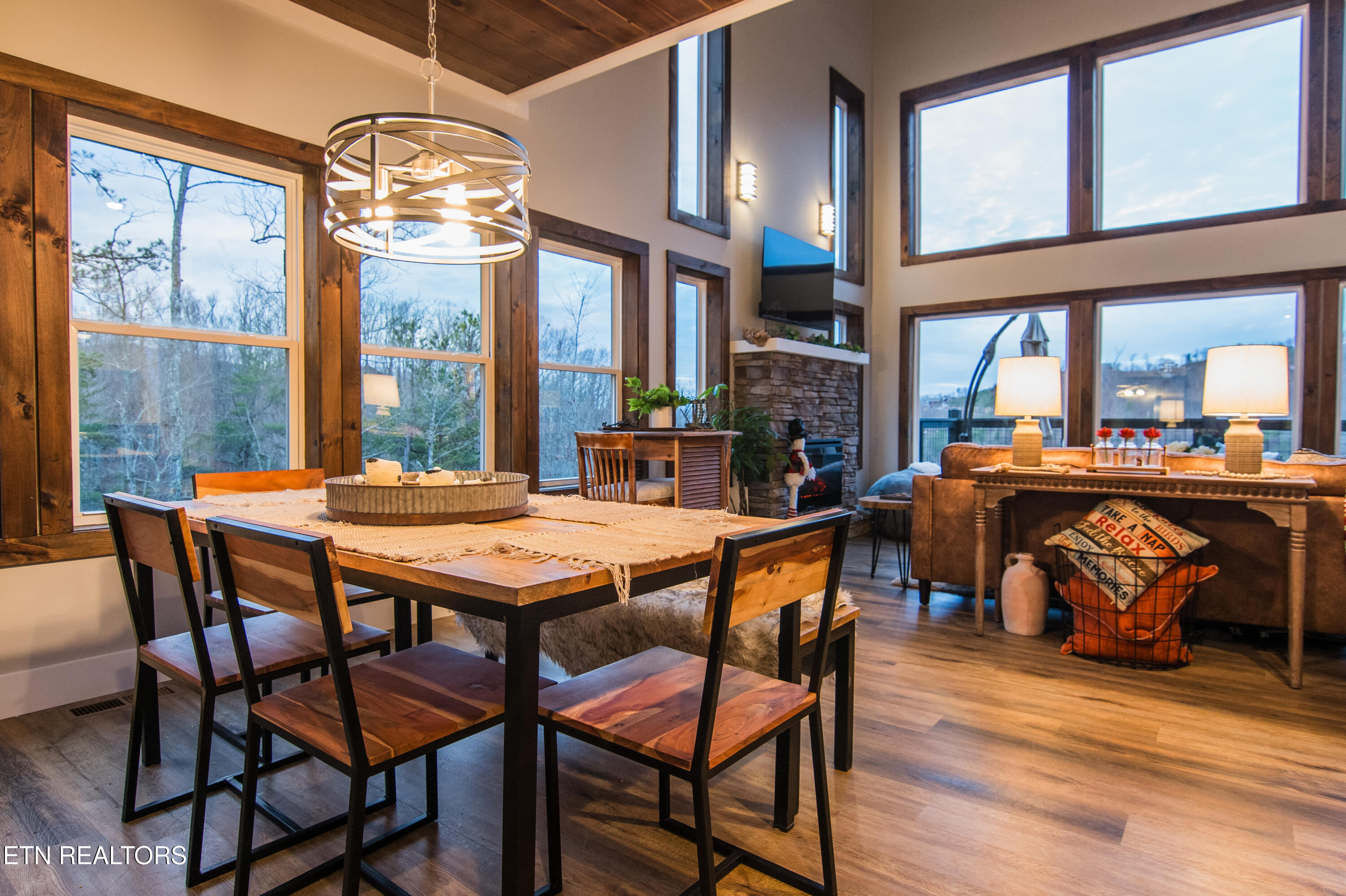 1113 Mathis Hollow Road Gatlinburg TN 37738