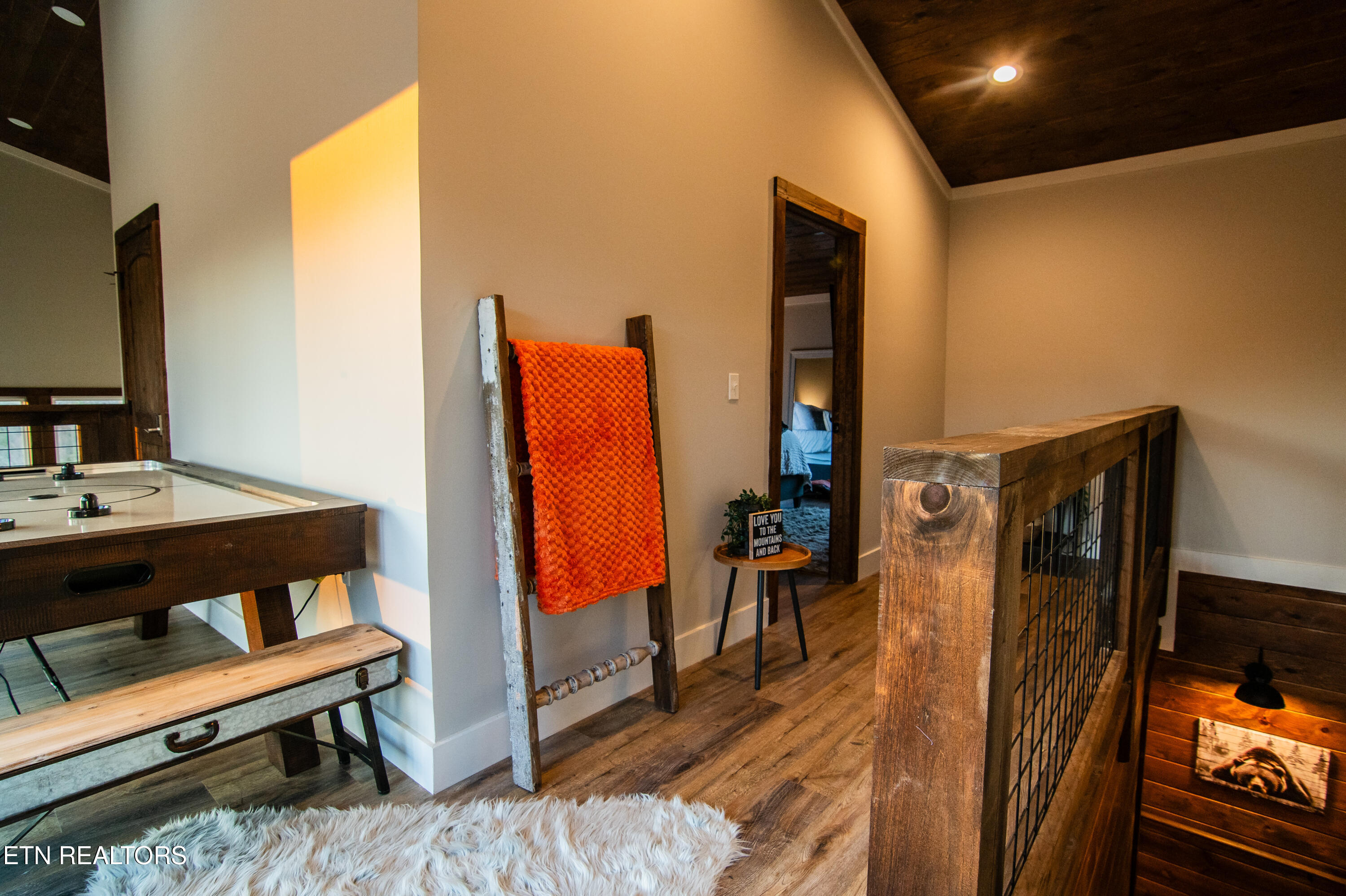 1113 Mathis Hollow Road Gatlinburg TN 37738