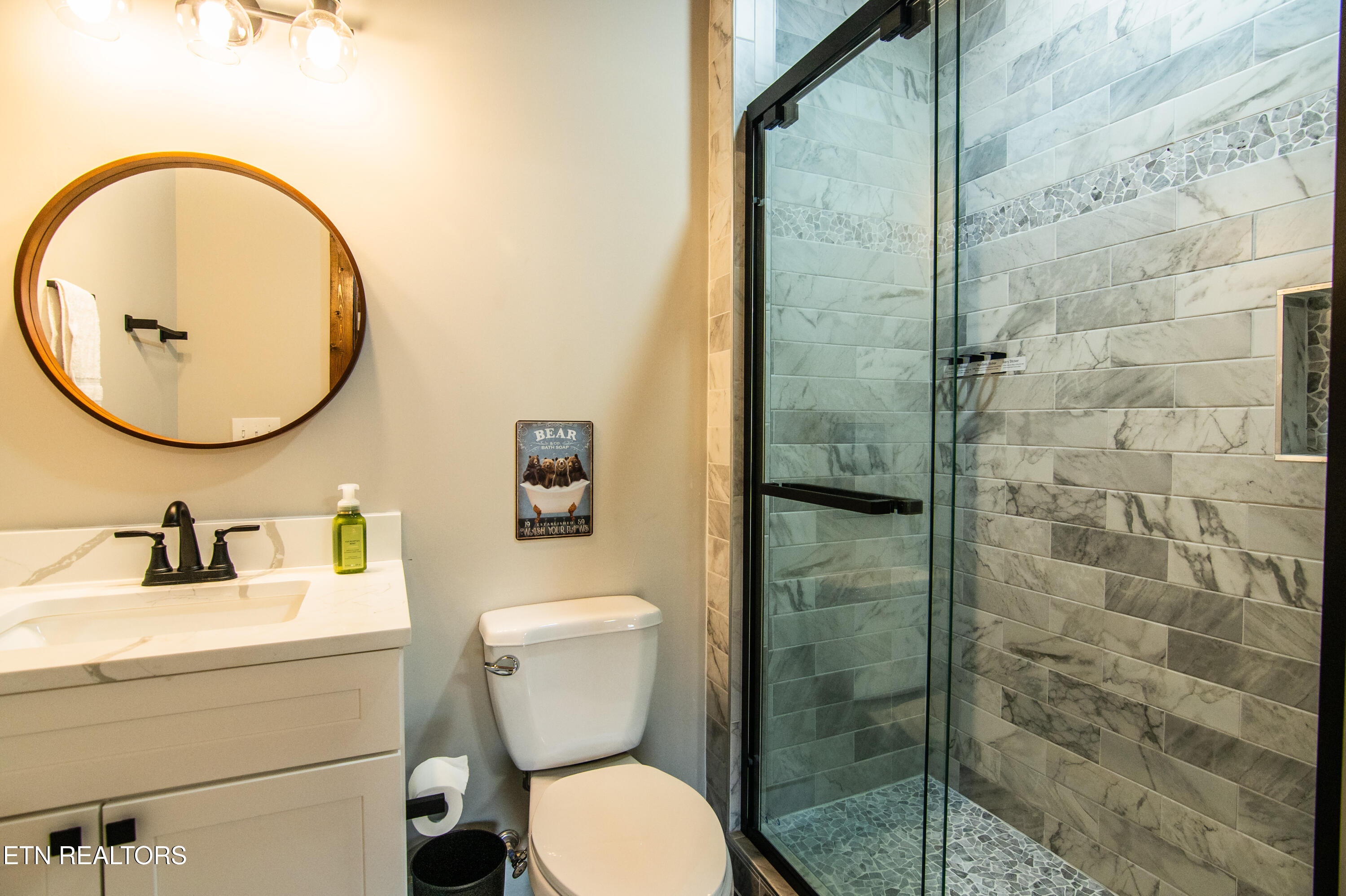 1113 Mathis Hollow Road Gatlinburg TN 37738