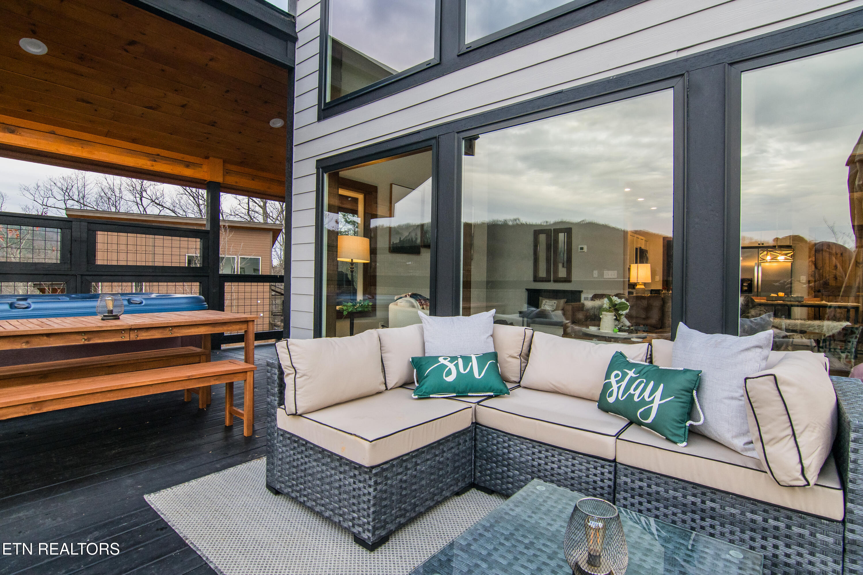 1113 Mathis Hollow Road Gatlinburg TN 37738