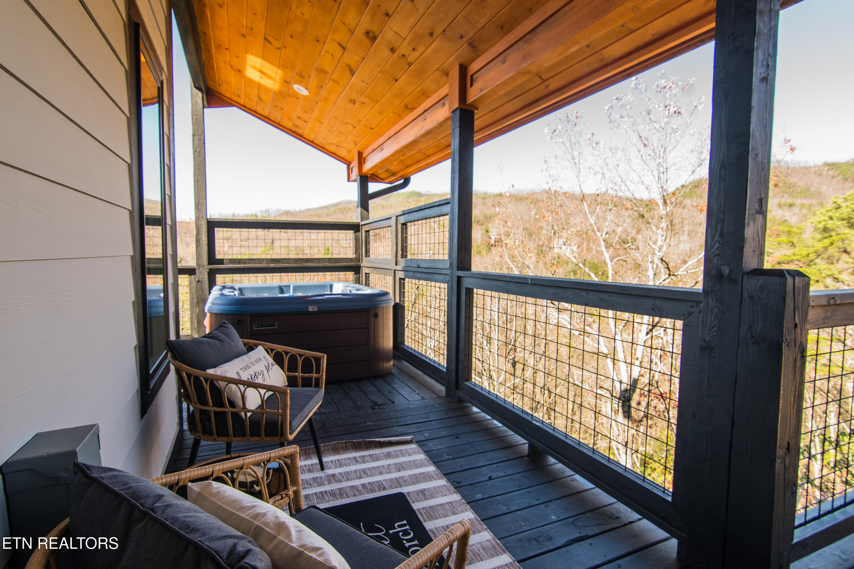 1113 Mathis Hollow Road Gatlinburg TN 37738